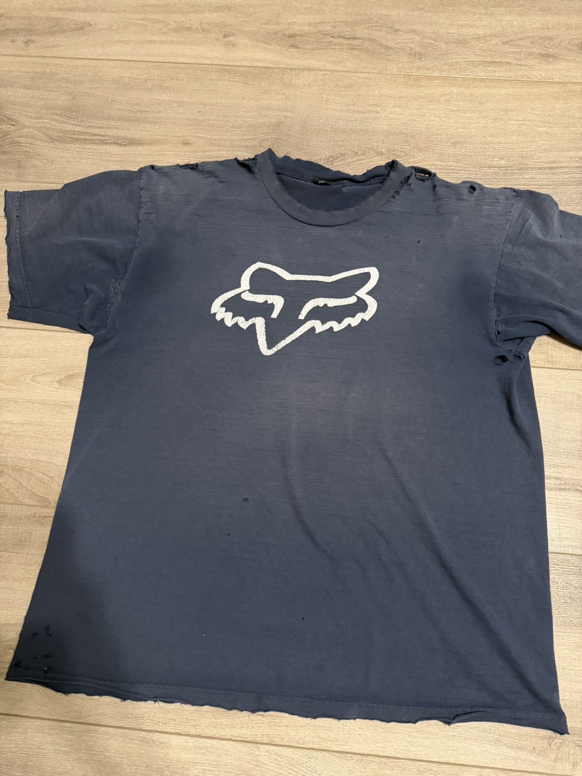 Vintage Vintage Distressed Fox Racing T-Shirt Size US L / EU 52-54 / 3 - 2 Thumbnail