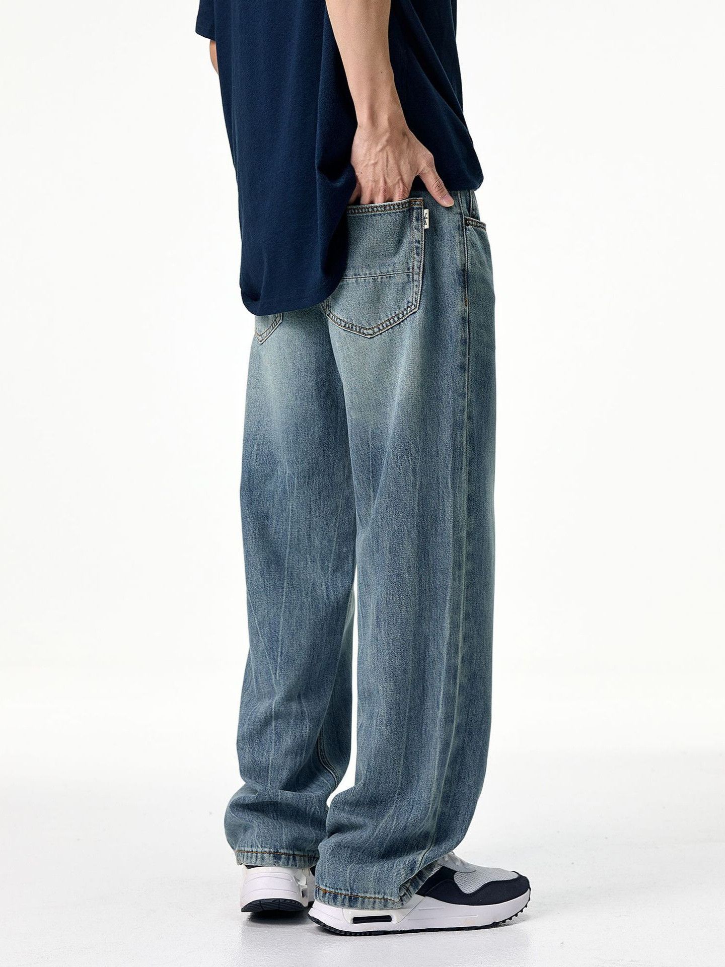 Japanese Brand Men's loose straight leg high street jeans Size US 32 / EU 48 - 5 Thumbnail