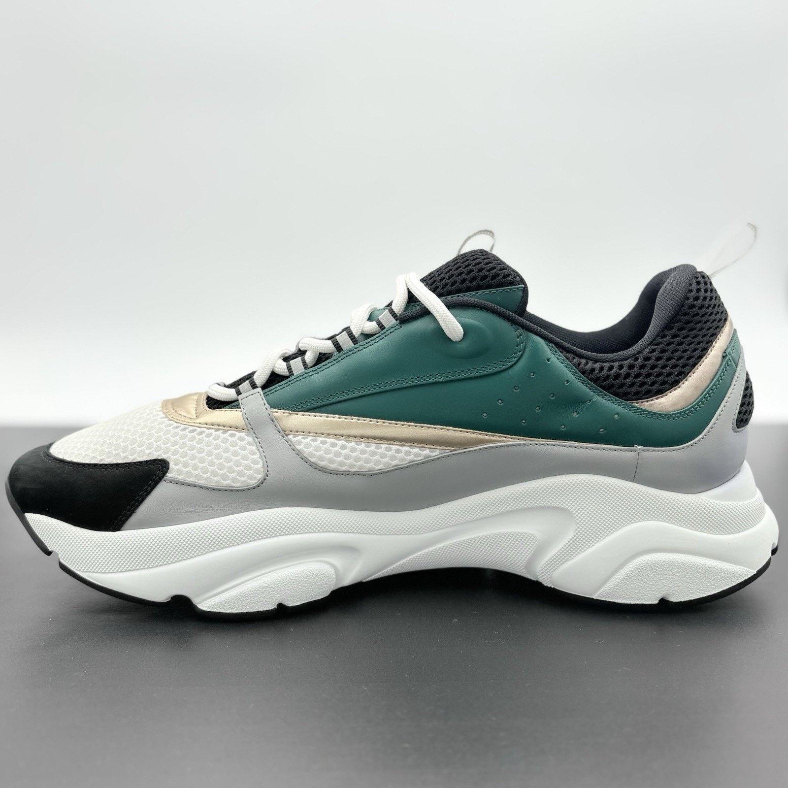 Dior Size 49 (16 US) Dior B22 Sneaker ' Green White Gold ' | NEW! Size US 15 / EU 48 - 4 Thumbnail