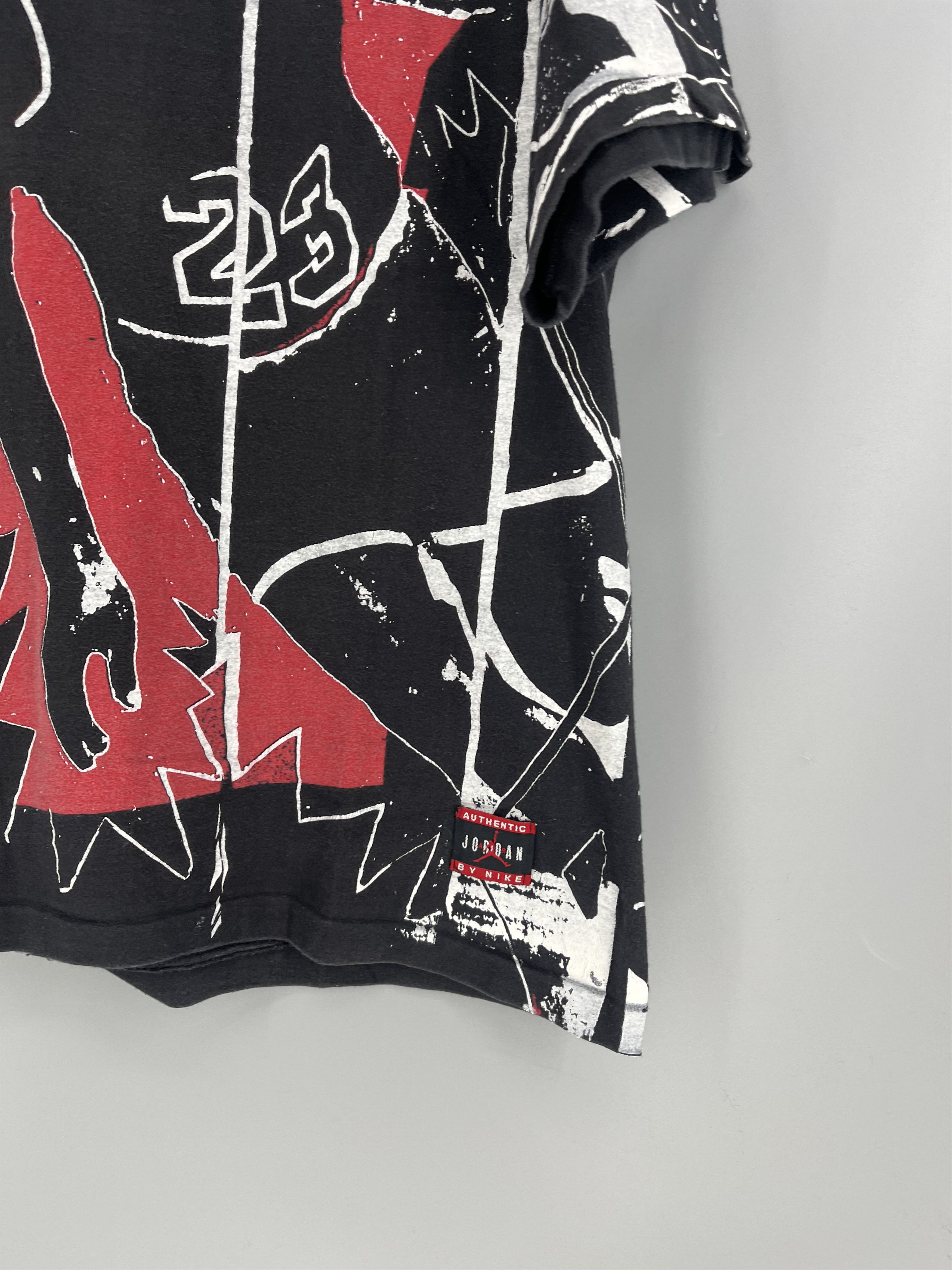 Nike Vintage nike micheal jordan all over print t shirt Size US XL / EU 56 / 4 - 8 Thumbnail