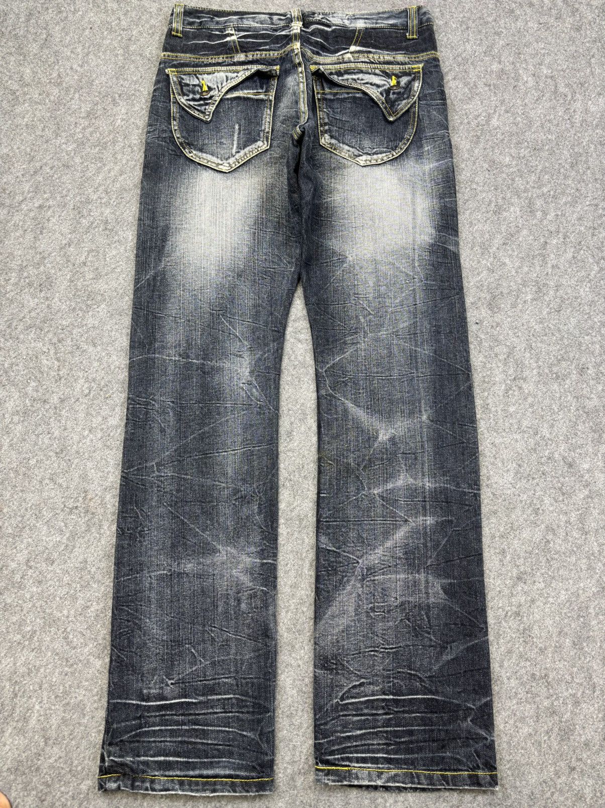 Japanese Brand Blow By Blue Crazy Fades Distressed Mild Denim F815 Size US 33 - 14 Thumbnail