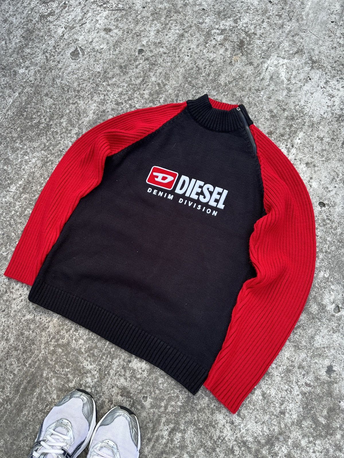 Diesel Y2K Vintage Diesel Big Logo knitwear Avant Garde Casual VTg Size US M / EU 48-50 / 2 - 1 Thumbnail