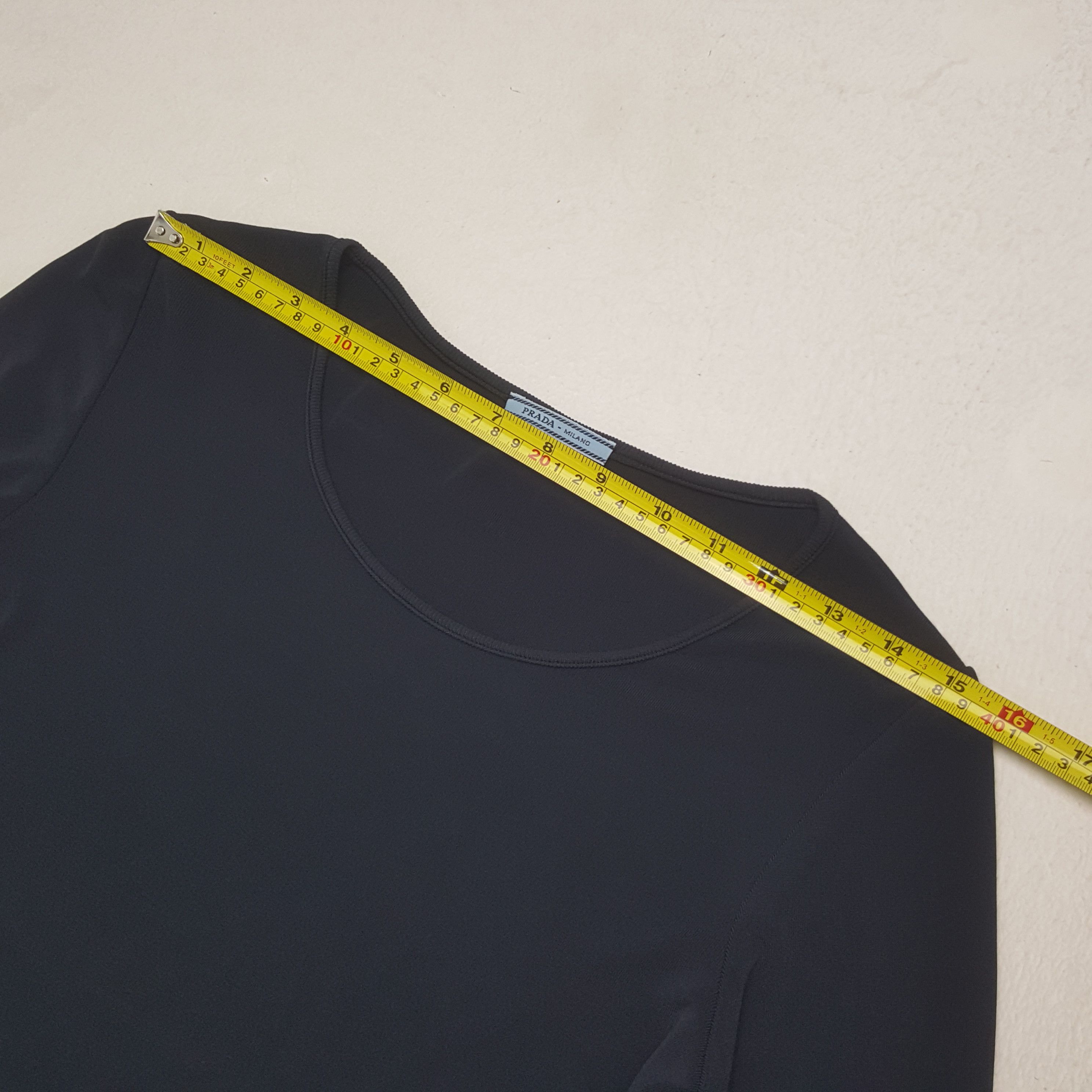 Prada Vintage Prada Plain Women Tshirt Size S / US 4 / IT 40 - 4 Thumbnail