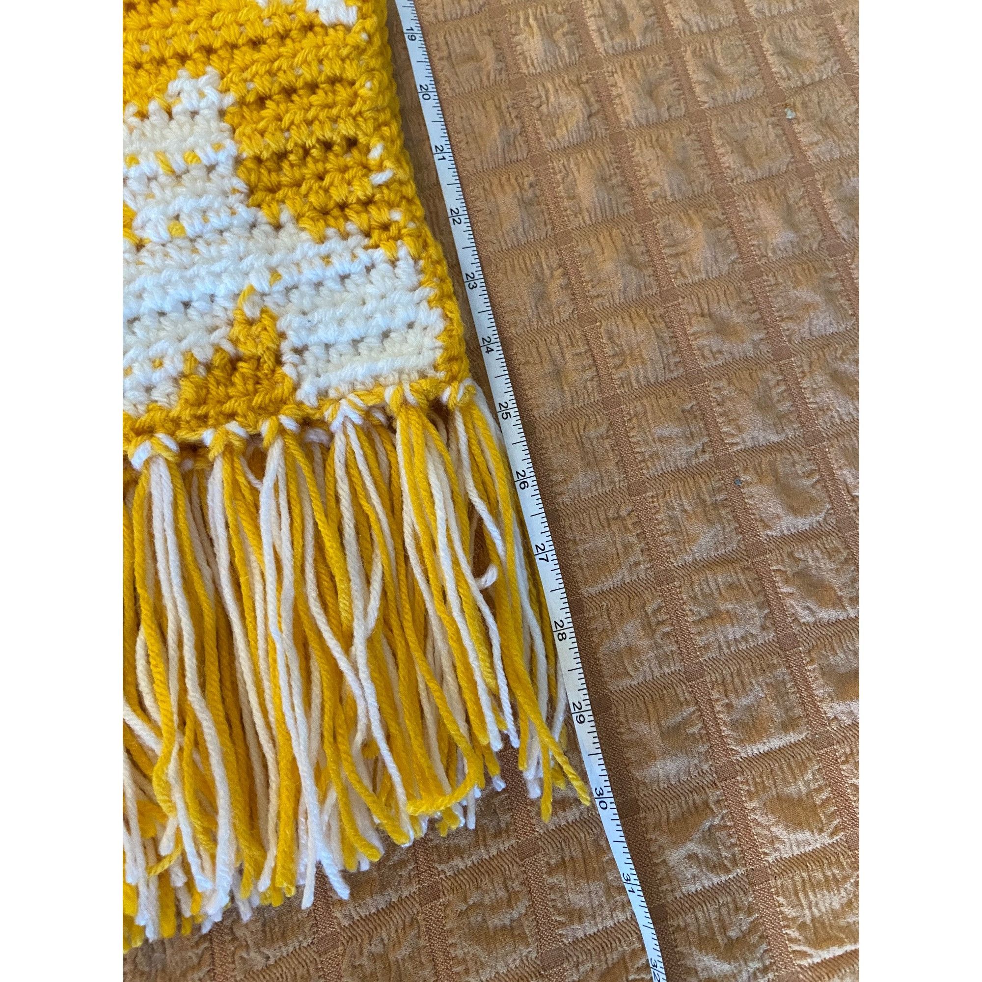 Other Handmade Crochet Winter Scarf Cat Motif Yellow/White W/5” Fr Size ONE SIZE - 4 Thumbnail