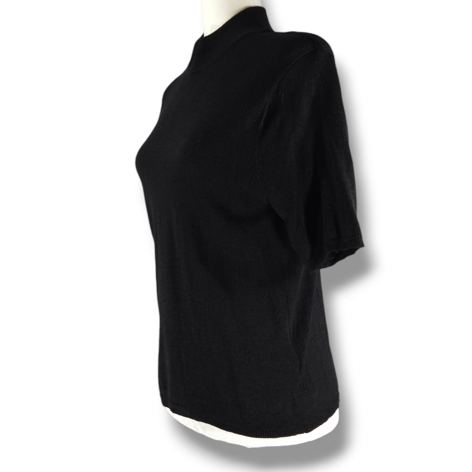Other EUC VTG Jaclyn Smith Y2K Silk Blend Mock Neck Top Sz M Black Size M / US 6-8 / IT 42-44 - 1 Thumbnail