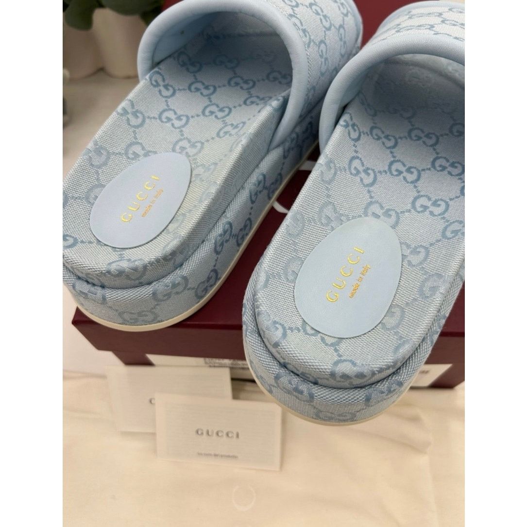 Gucci Women's Gucci canvas GG embossed platform sandals, size 39 Size US 9 / IT 39 - 7 Thumbnail