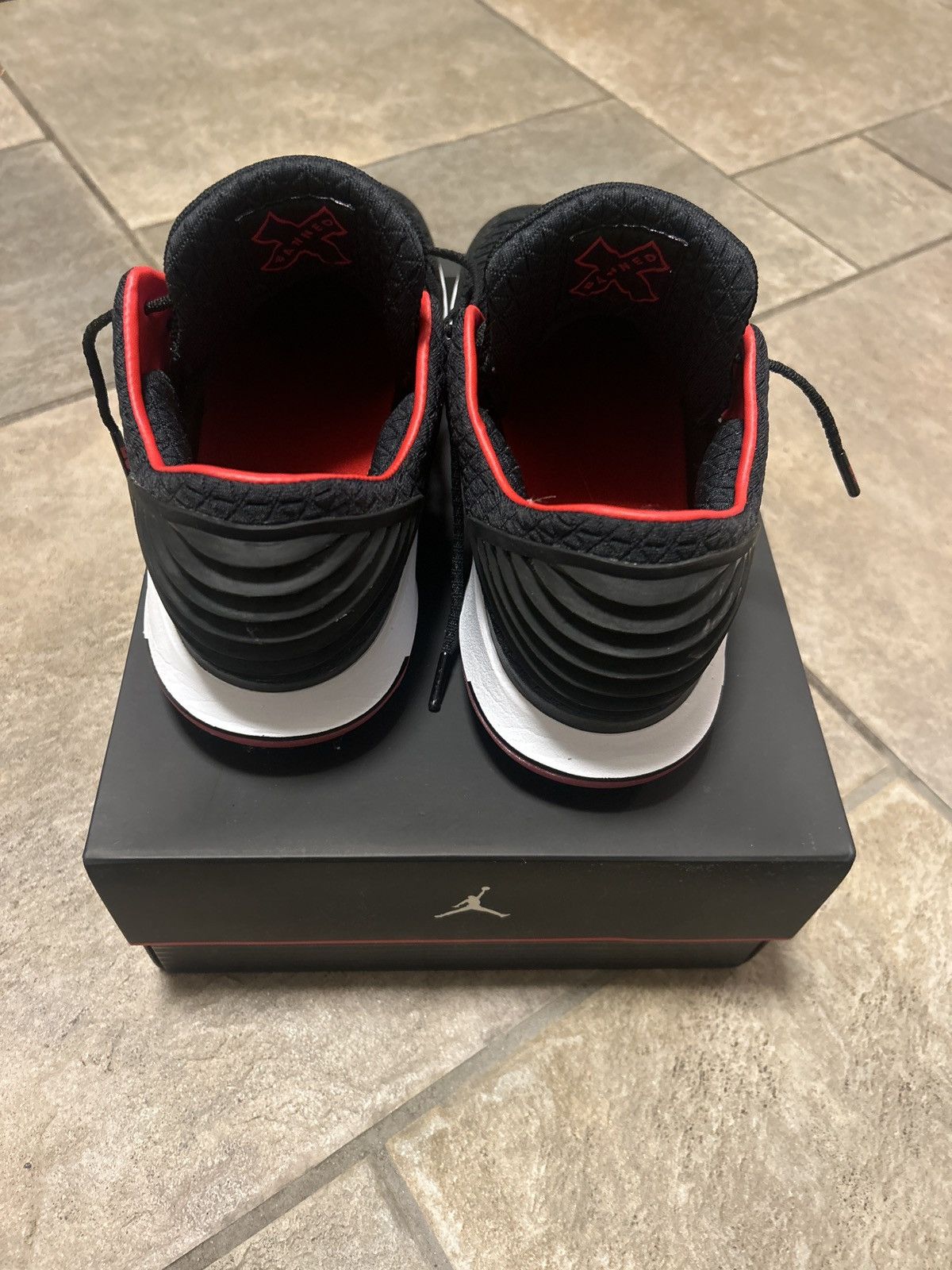 Jordan Brand Jordan 32 Black University red Size US 10.5 / EU 43-44 - 4 Thumbnail