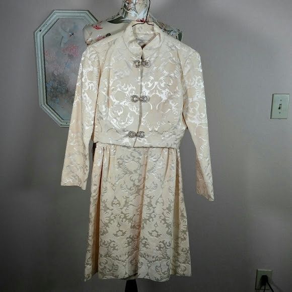 image of Made In USA x Vintage 60S Lilli Diamond Dress & Jacket in Cream, Women's (Size XS)