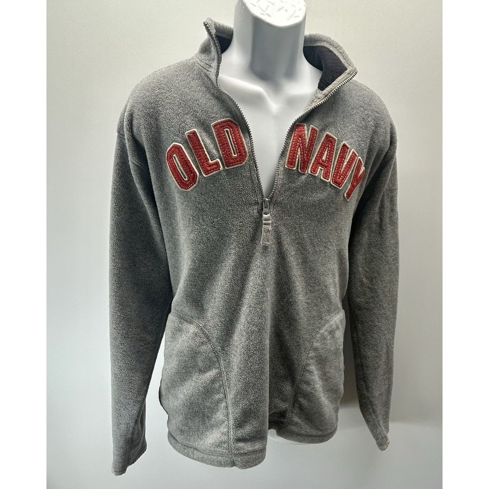 Old Navy Women's Old Navy Grey Fleece Red Letters Pockets XL Size XL / US 12-14 / IT 48-50 - 1 Thumbnail