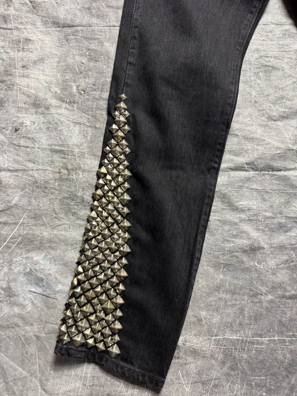 DENIM TEARS × Levi's Denim Tears Levis Rocker Studded Jeans in Black Size US 31 - 3 Thumbnail