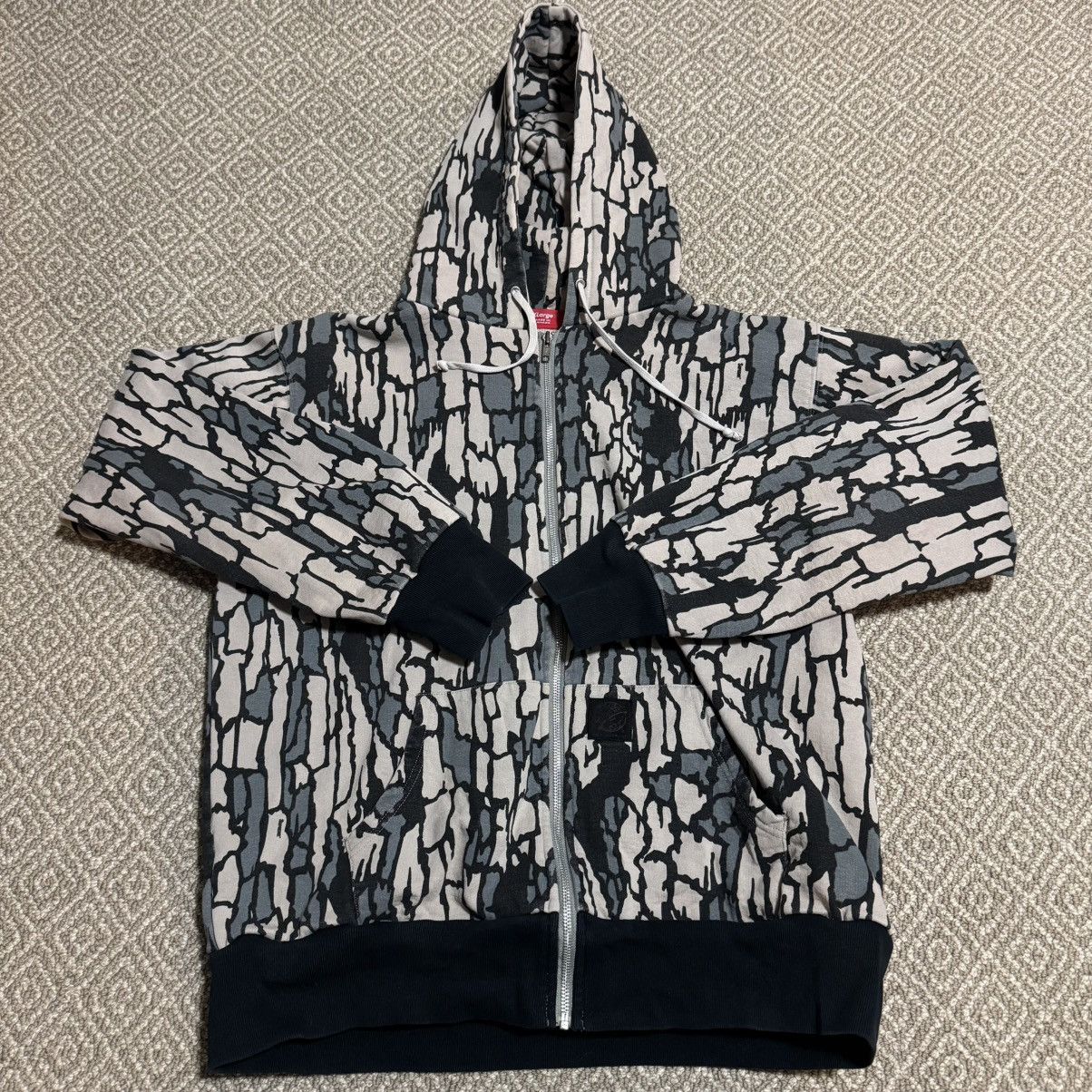 Supreme Supreme Thermal Lined Cold World Tre bark Camo Zip Up Jacket Size US XL / EU 56 / 4 - 1 Thumbnail