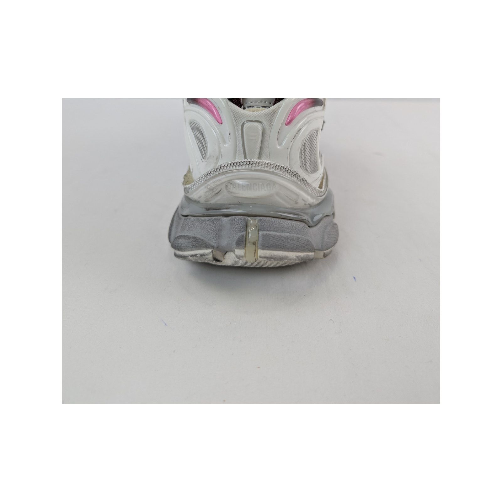 Balenciaga o1rshd1 Q:2 / Runner Gradient Sneaker in Multicolor Size US 12 / EU 45 - 16 Thumbnail