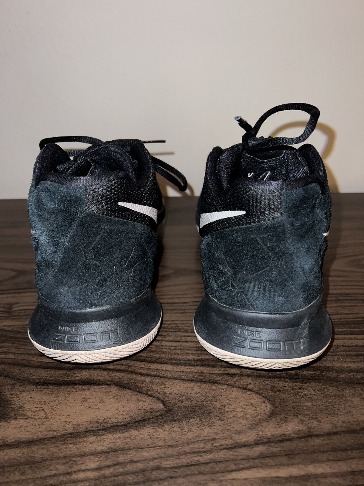 Nike Nike Kyrie 3 ‘Still Red’ Size US 10 / EU 43 - 3 Thumbnail