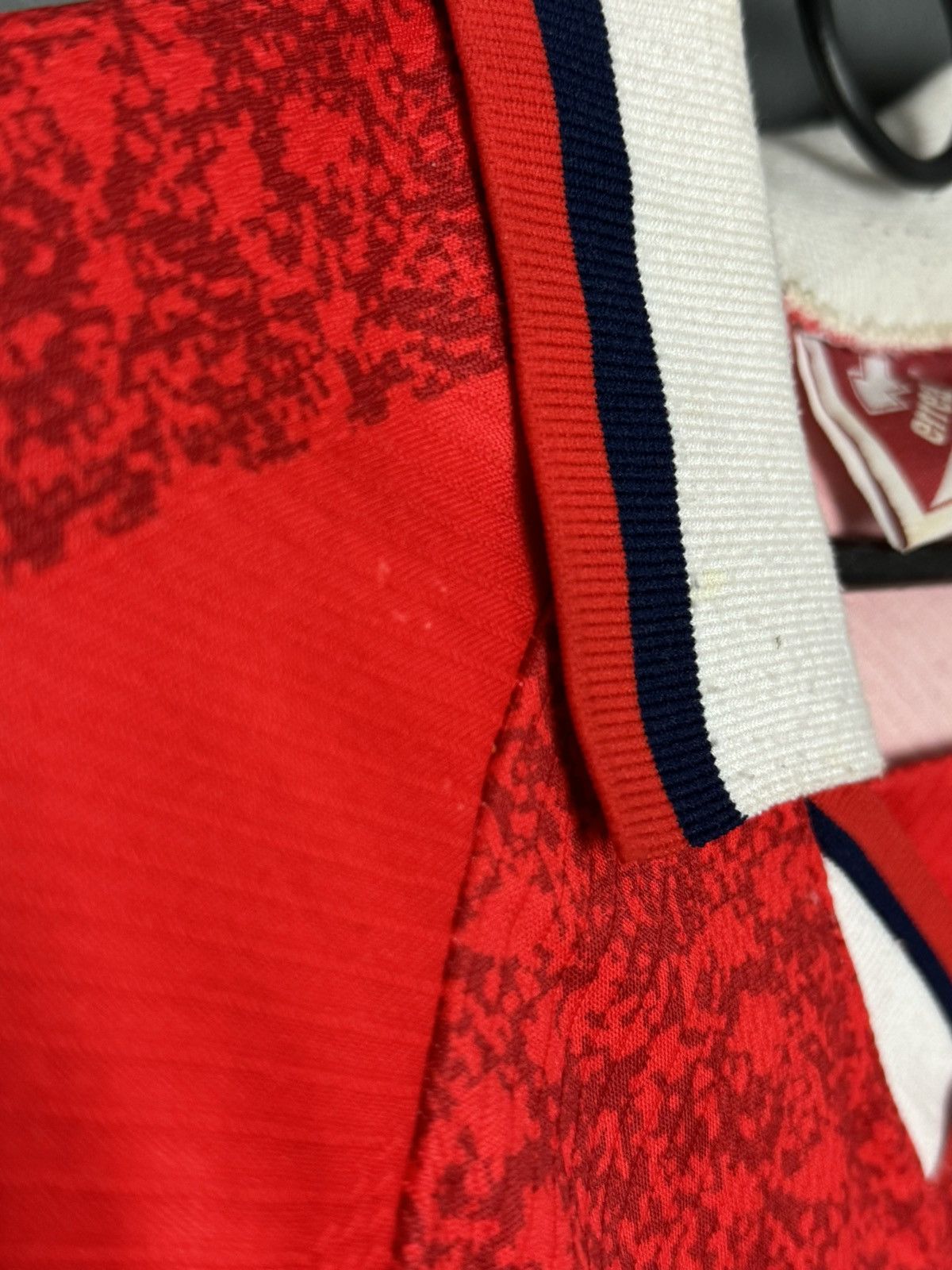 Errea Middlesbrough 96/97 Home Football Jersey Size US L / EU 52-54 / 3 - 12 Thumbnail