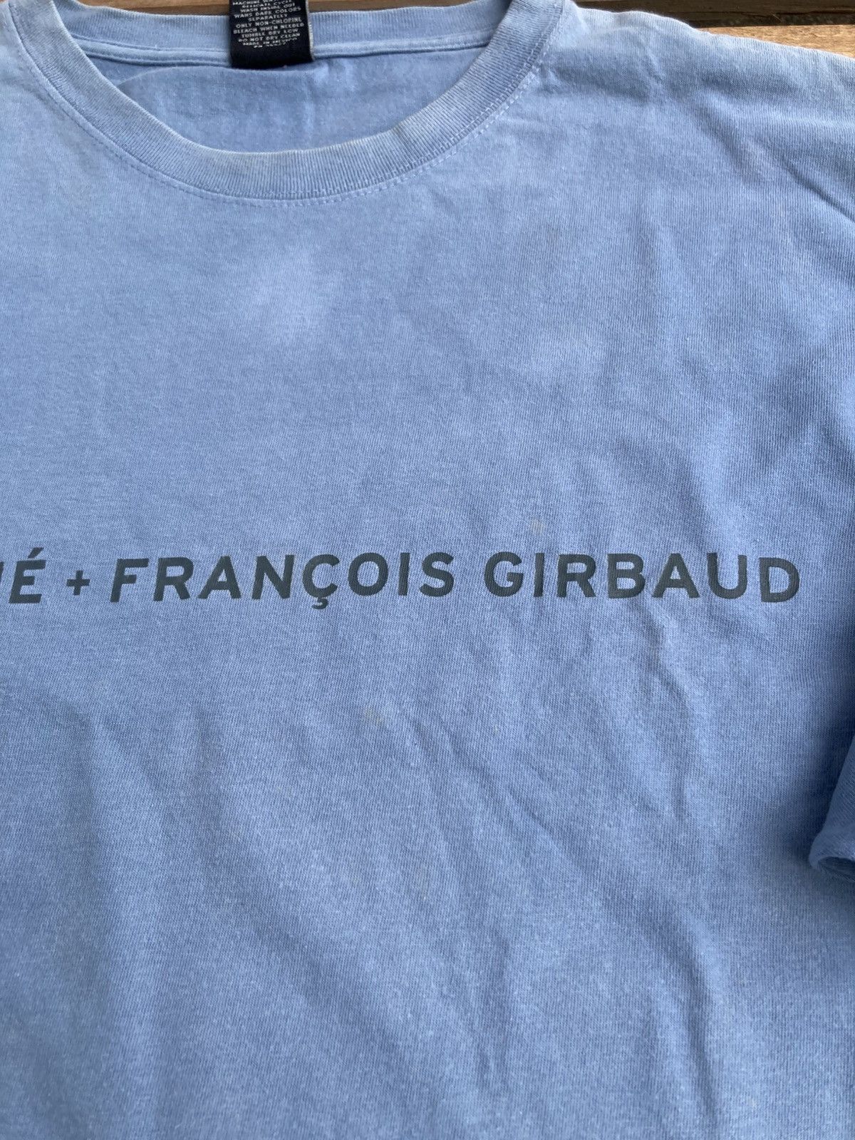 Marithe + Francois Girbaud Marithe + Francois Girbaud spellout sun faded t shirt Size US XXL / EU 58 / 5 - 3 Thumbnail