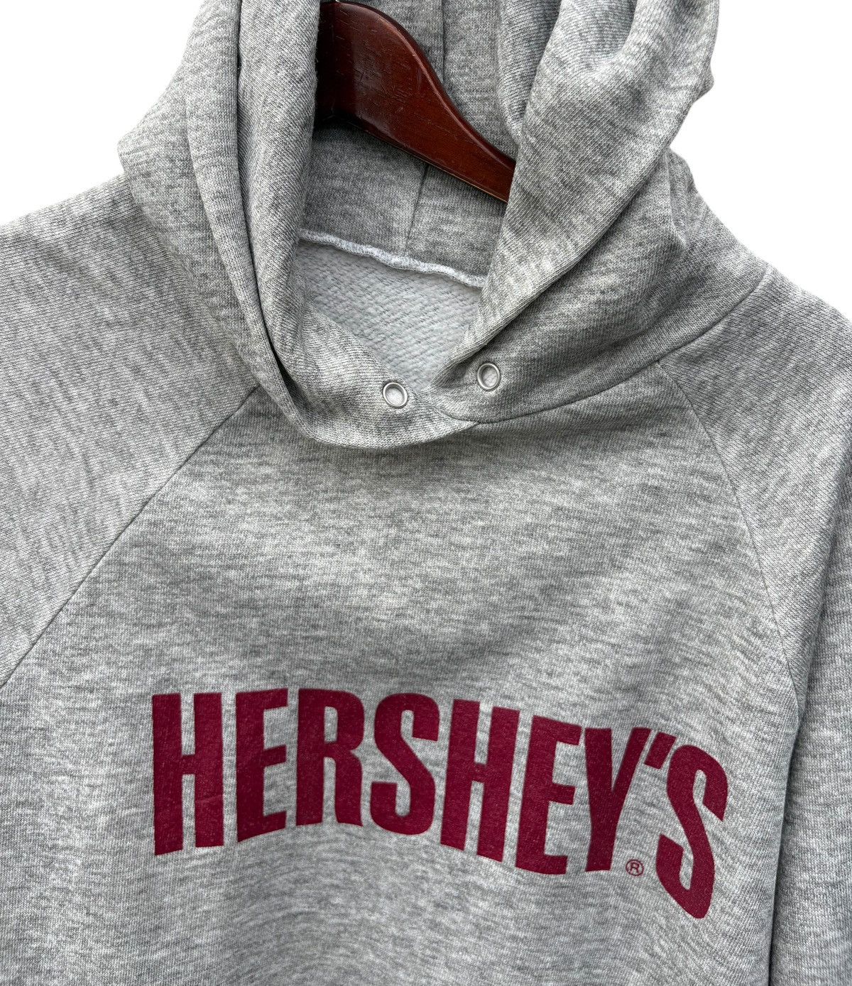 Vintage Vintage 80s Hersheys Chocolate Candy Promo Thrashed Hoodie Size US M / EU 48-50 / 2 - 3 Thumbnail