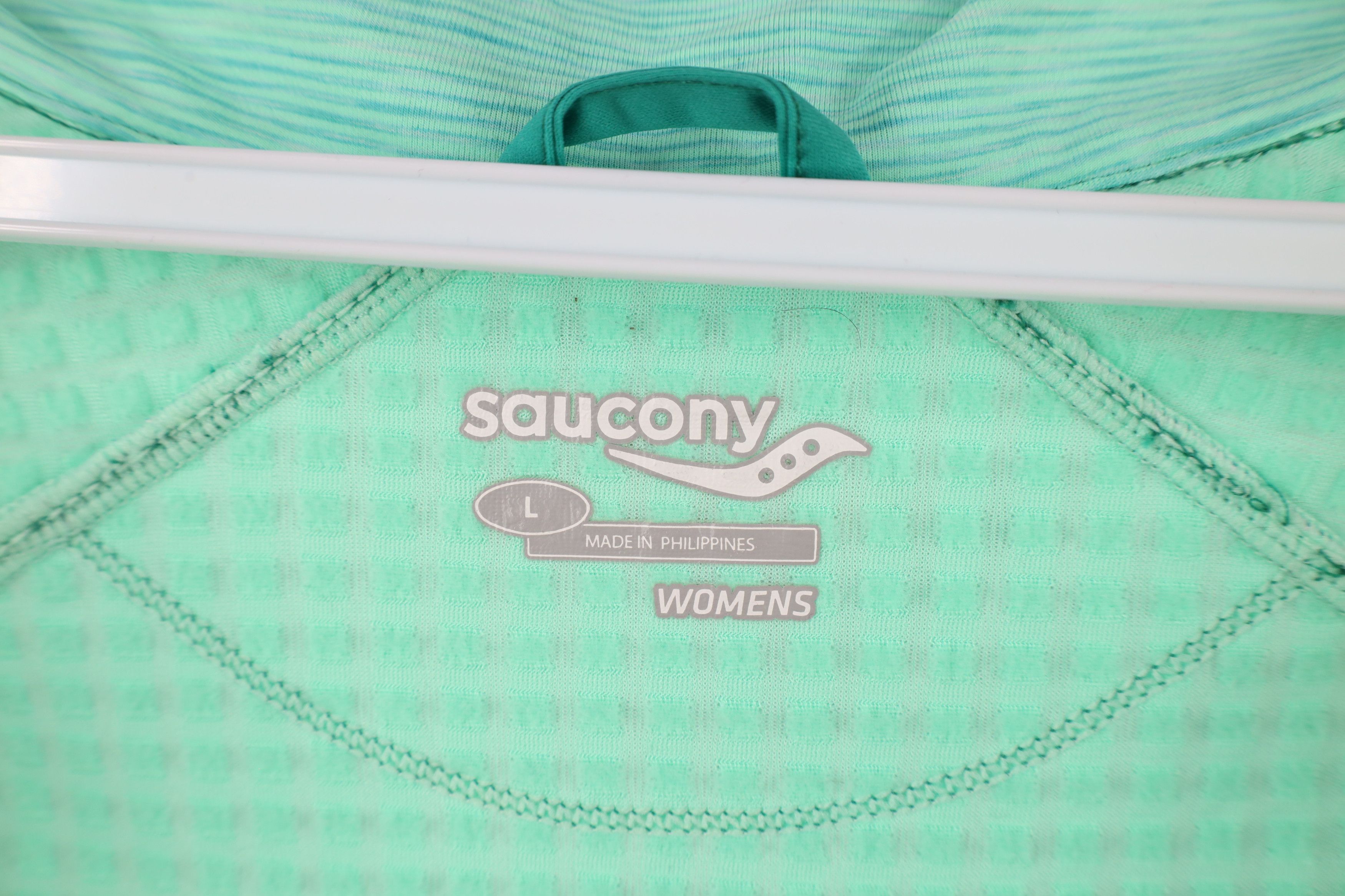 Saucony × Vintage New Saucony Out Run Shield Full Zip Running Nomad Jacket Size L / US 10 / IT 46 - 12 Thumbnail