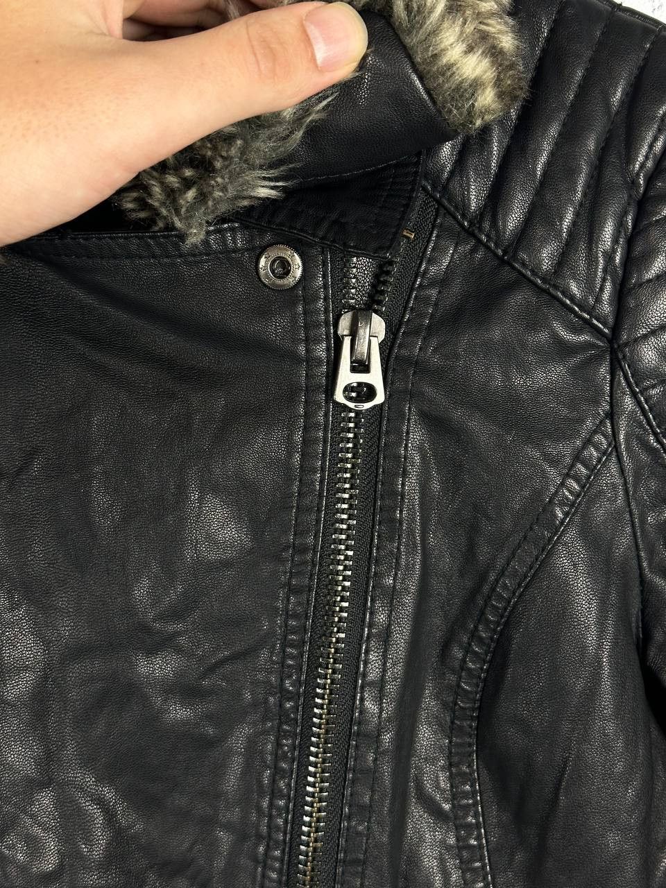 Vintage FADED VINTAGE CROPPED ARCHIVE MOTO BIKER BLAZER FUR JACKET Size S / US 4 / IT 40 - 8 Thumbnail