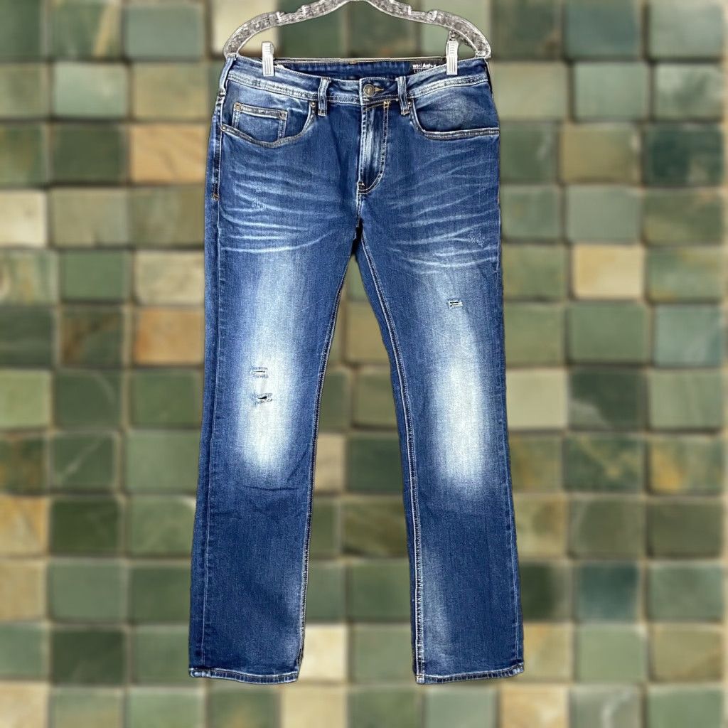 Buffalo David Bitton VINTAGE? No. Buffalo David Bitton Jeans Slim Stretch Ash-X Women’s 31 Blue Distressed - Jeans - Adult Women Size 24" / US 00 / IT 34 - 1 Thumbnail