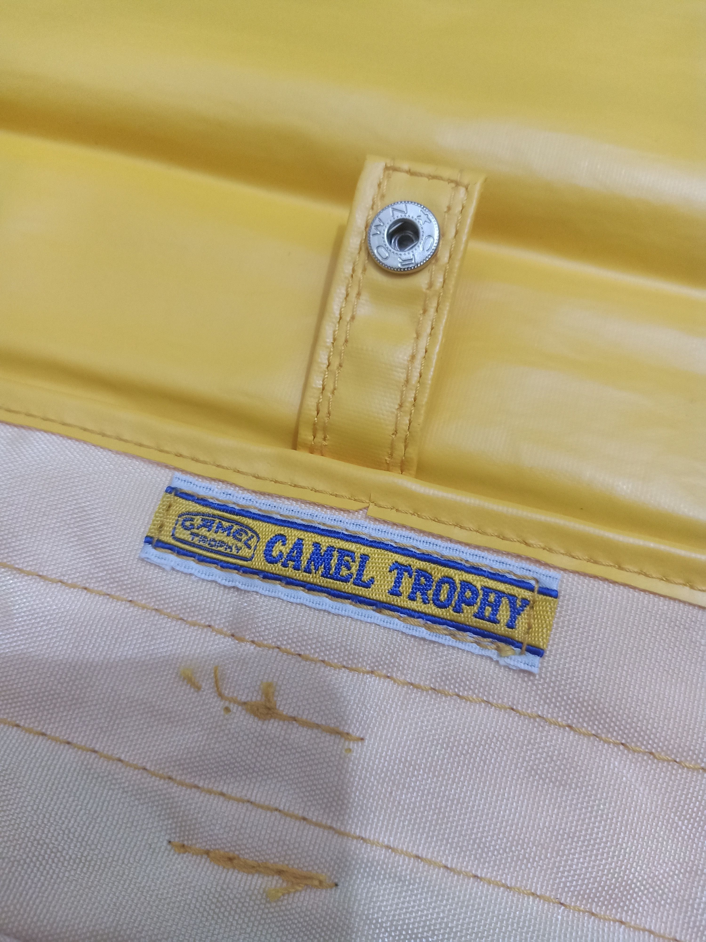 Camel NOS Camel Trophy Messenger Sling Bag. Size ONE SIZE - 4 Thumbnail
