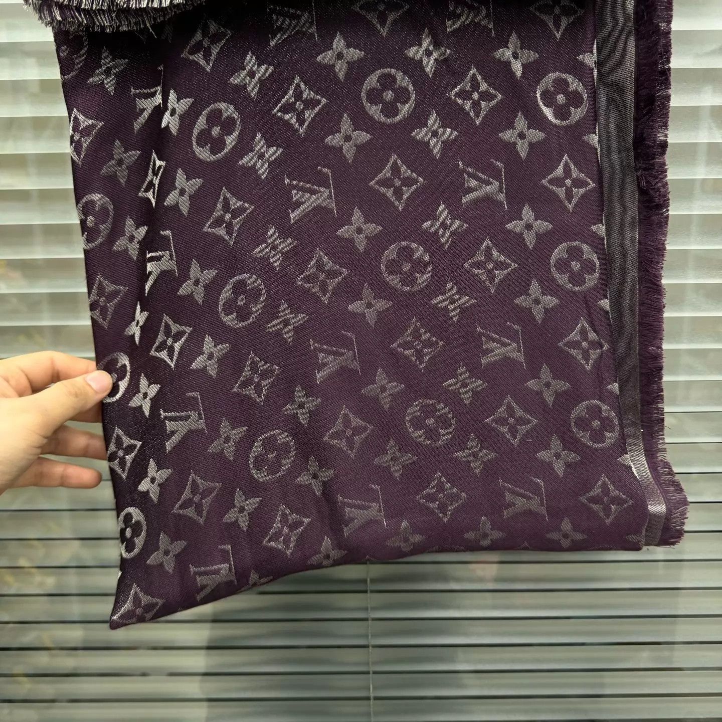 Louis Vuitton LV Black & Purple Silk Scarf/Shawl Size ONE SIZE - 4 Thumbnail