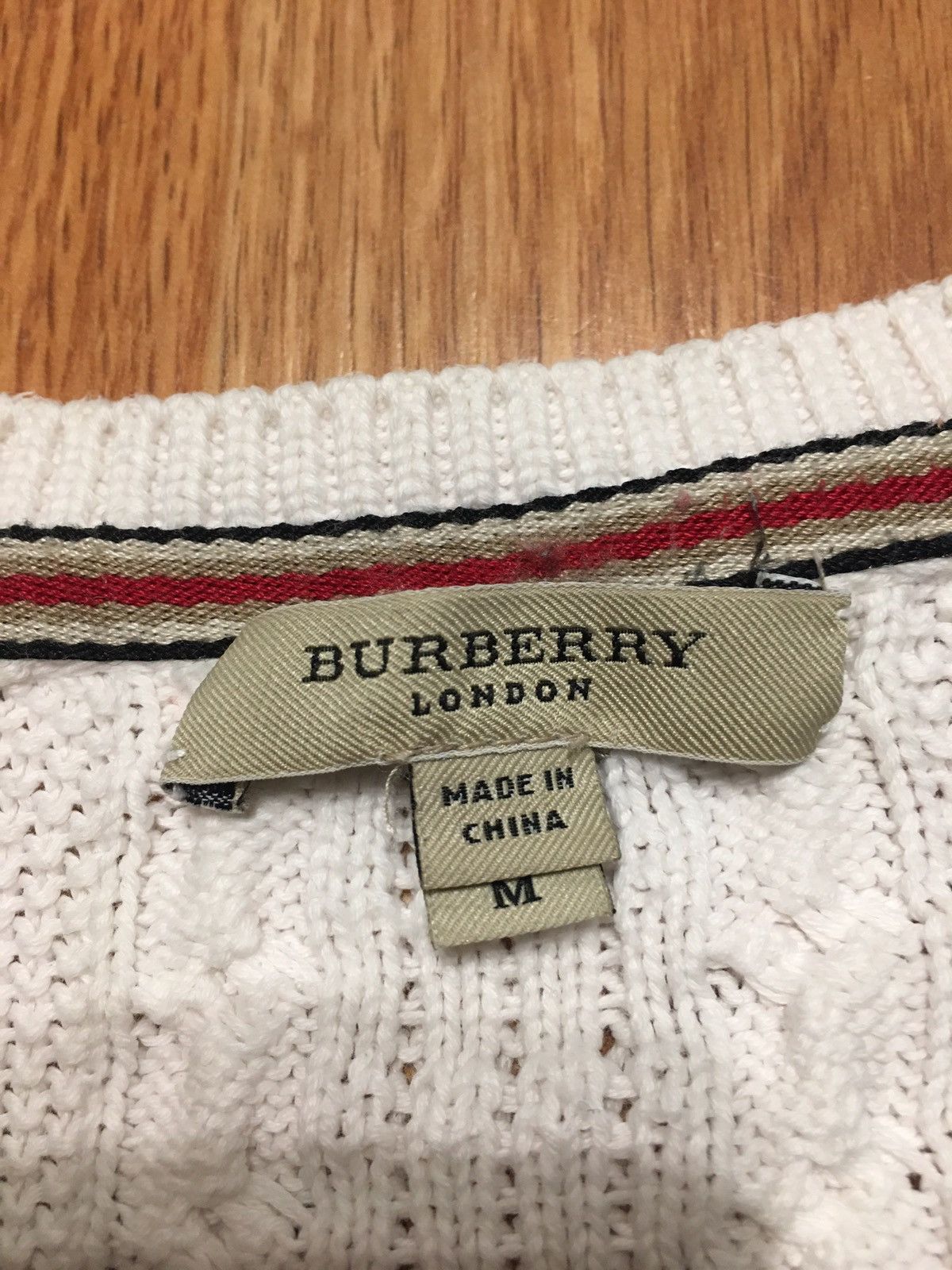 Burberry BURBERRY London Ivory Knit Cotton Shortsleeved Jumper Sz M Size M / US 6-8 / IT 42-44 - 9 Thumbnail