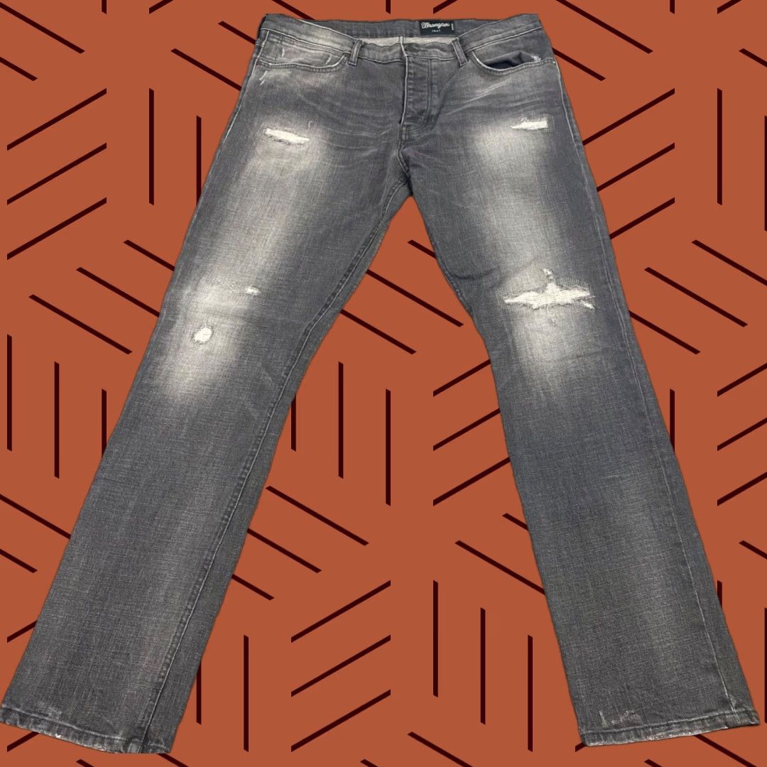 Wrangler WRANGLER Spencer Jeans Mens 36x34 Gray Washed Straight Denim Distressed Pocket 5-Pocket Western Belt Loops Regular Fit Pants Men Size US 36 / EU 52 - 1 Thumbnail