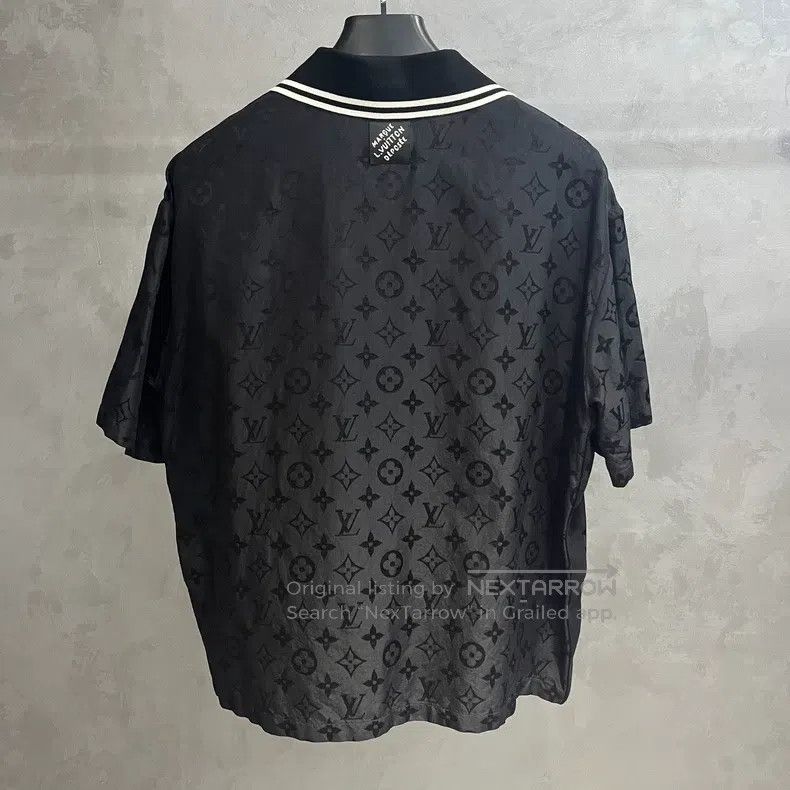 Louis Vuitton Louis Vuitton 25 Black Striped Neck Full Print Short Sleev Size US L / EU 52-54 / 3 - 5 Thumbnail