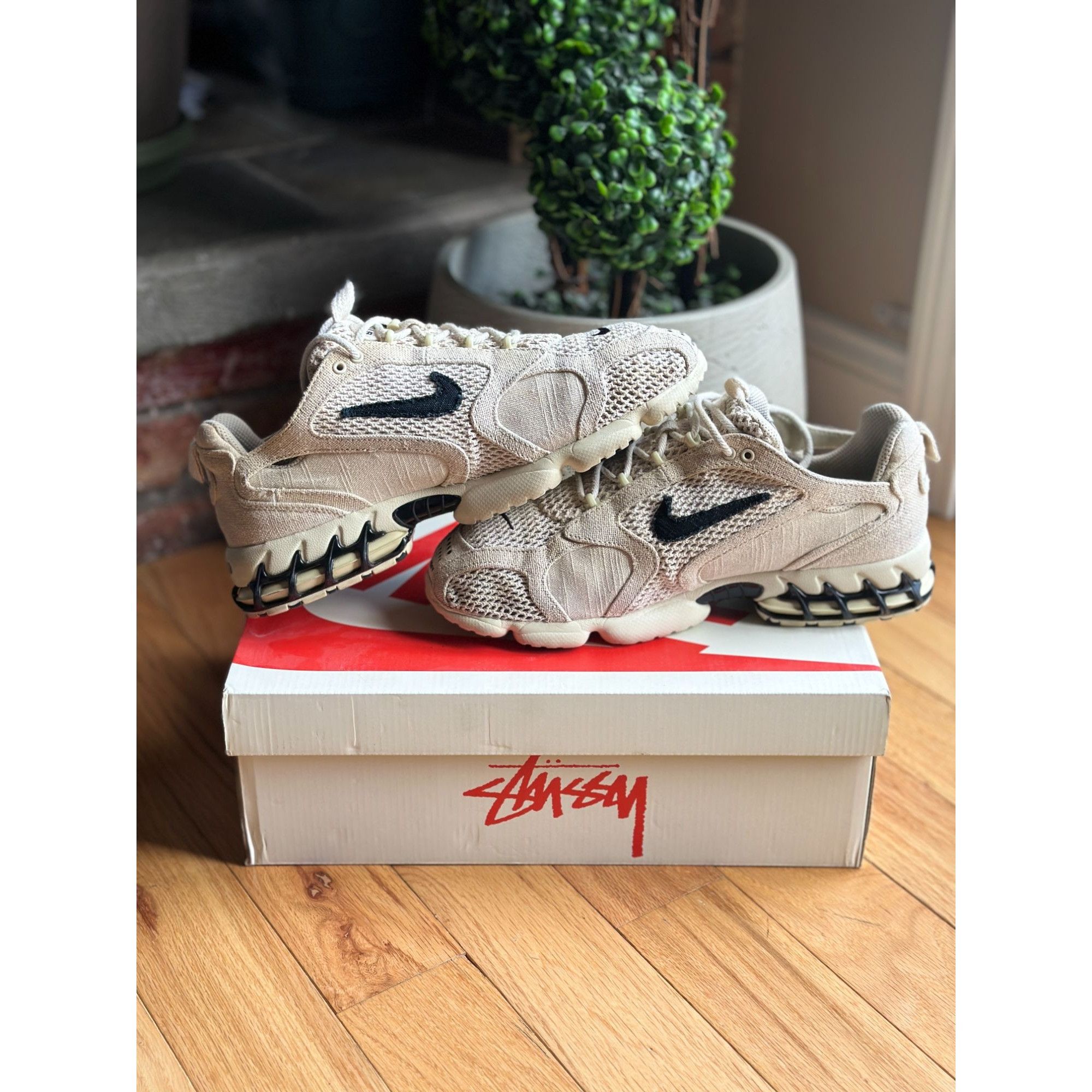 Nike NIKE STUSSY X AIR ZOOM SPIRIDON CAGED 2 'FOSSIL' LIMITED SOL Size US 12 / EU 45 - 4 Thumbnail