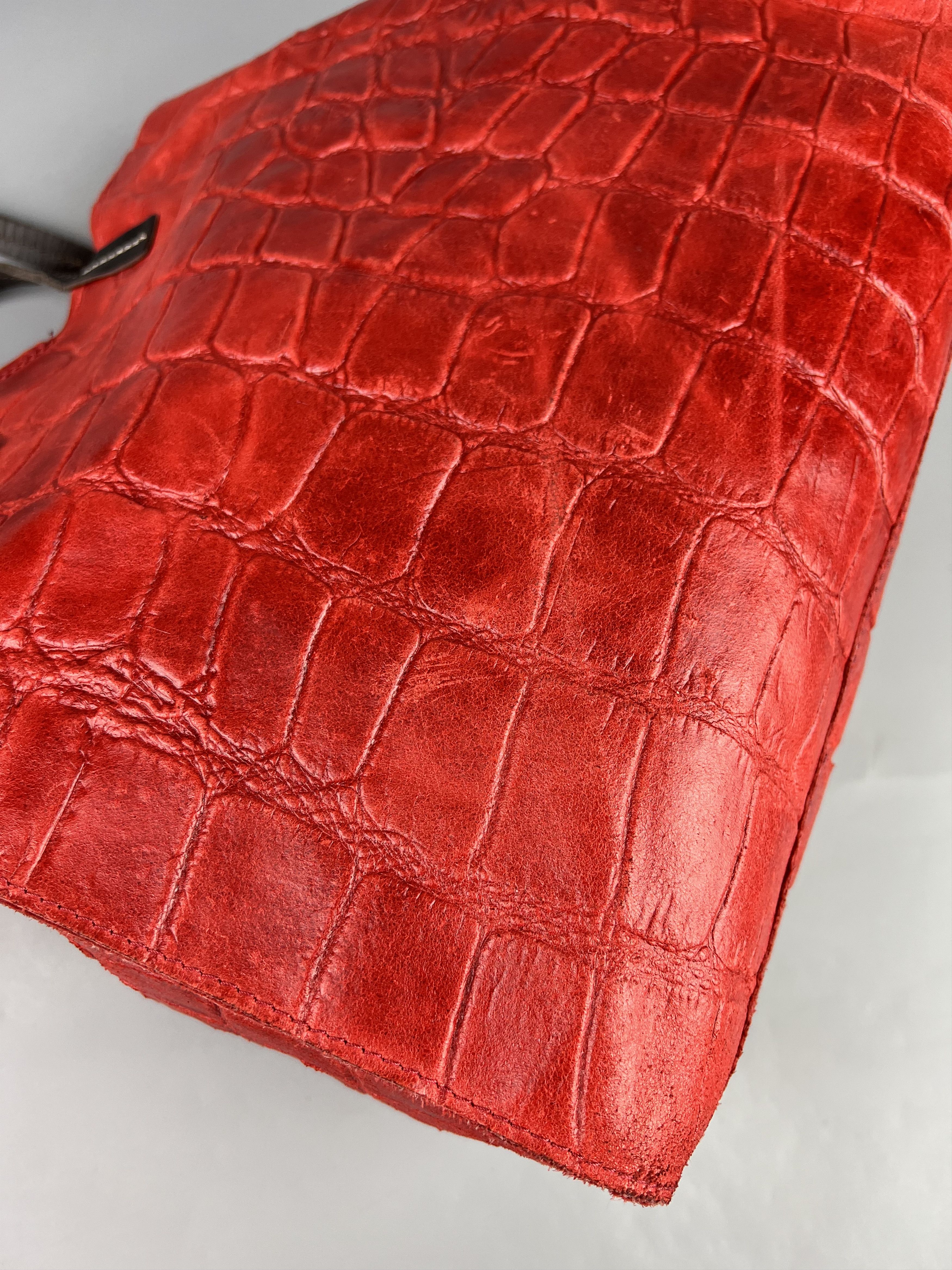 Handmade × Leather Embossed Croco Print Red Leather Tote Bag Hand Made Size ONE SIZE - 6 Thumbnail