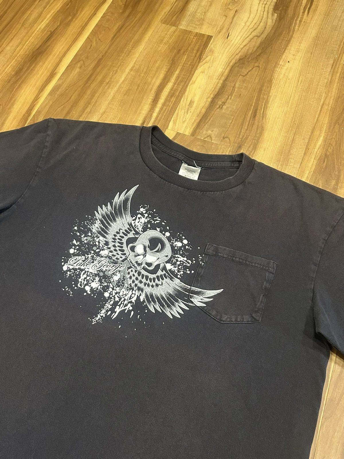 Vintage Faded Lake Gorge Skull Pocket Tee Size US XL / EU 56 / 4 - 2 Thumbnail