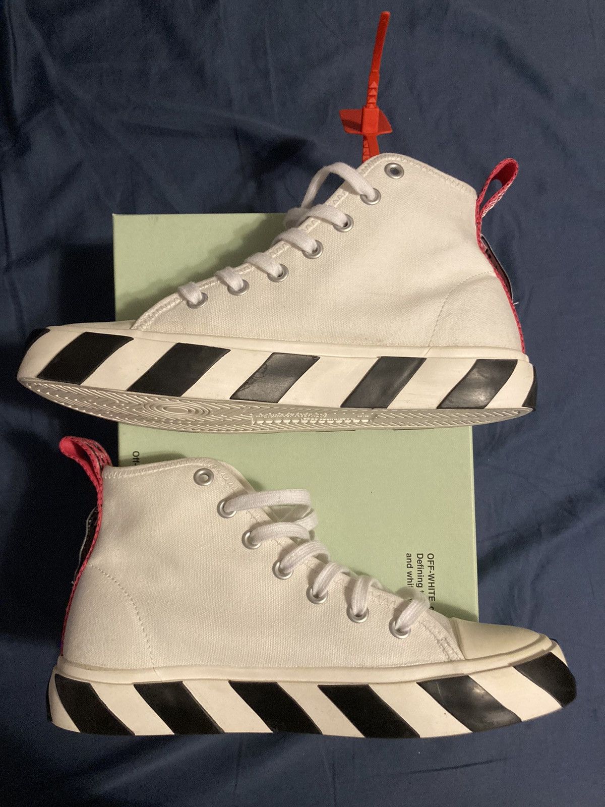 Off-White White & Black Arrows Mid-Top