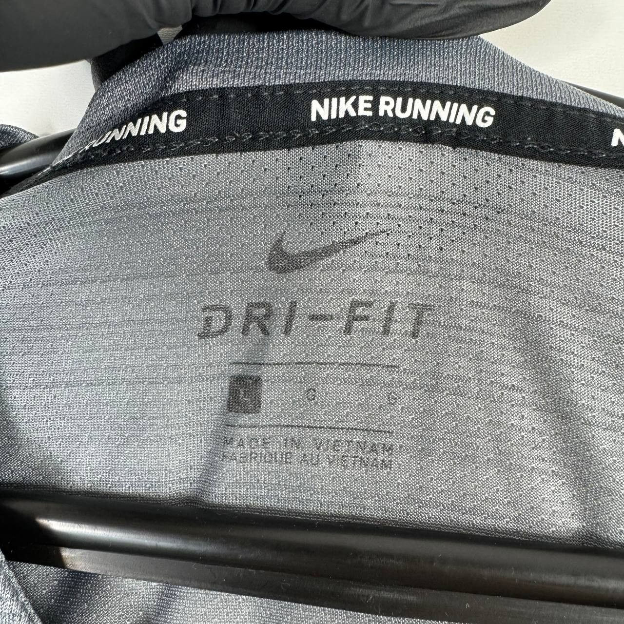 Nike Nike Dri-FIT Running Long Sleeve Grey Shirt Men’s Athletic L Size US L / EU 52-54 / 3 - 3 Thumbnail