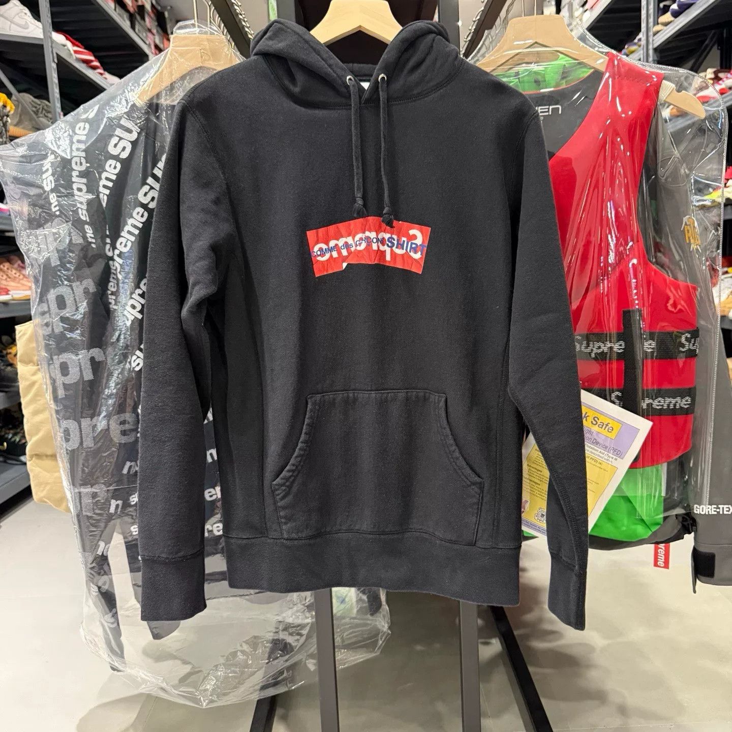 Comme des Garcons Supreme x CDG Origami Box Logo Hoodie Size US M / EU 48-50 / 2 - 1 Thumbnail