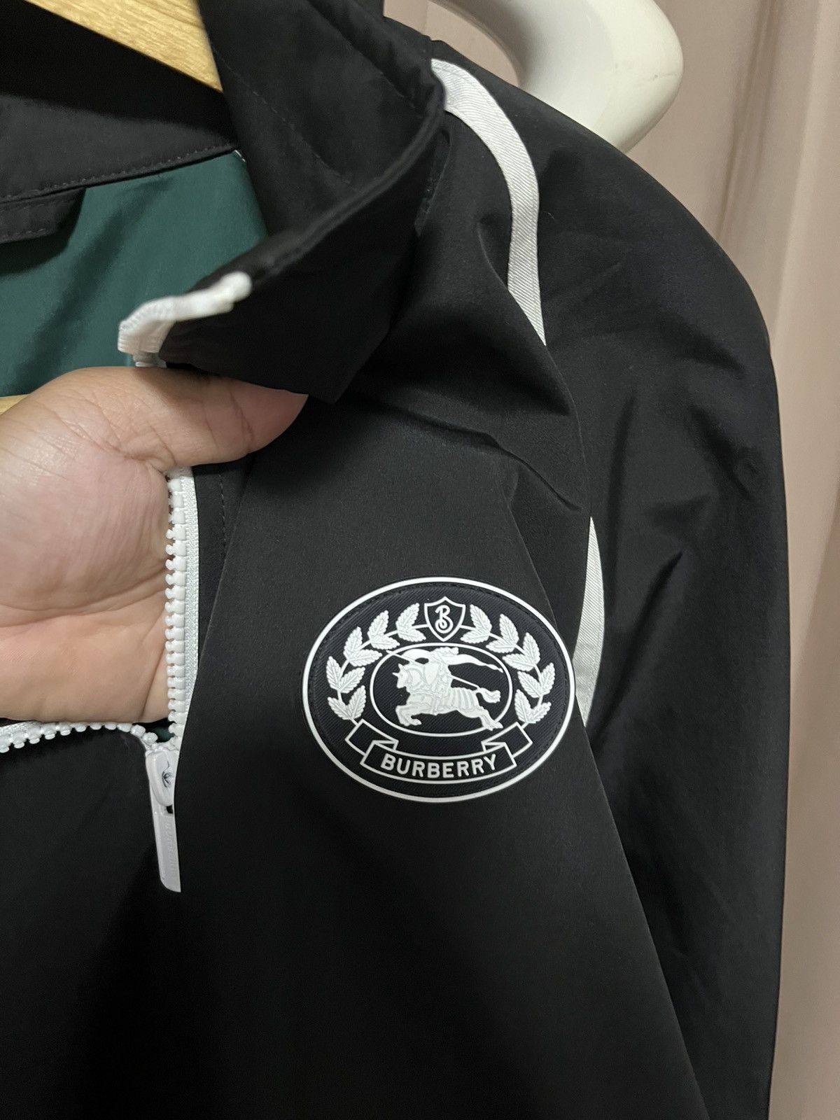 Burberry Burberry TB Logo Light Jacket Black White Zip Track Jacket Size US L / EU 52-54 / 3 - 5 Thumbnail