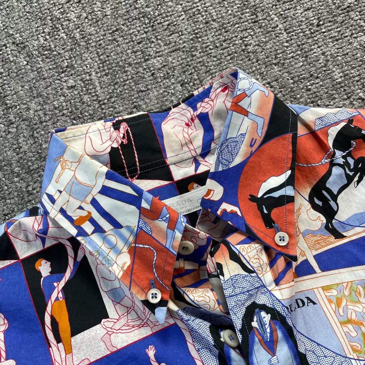 Prada PRADA Character Short Sleeve Shirt Size US S / EU 44-46 / 1 - 4 Thumbnail