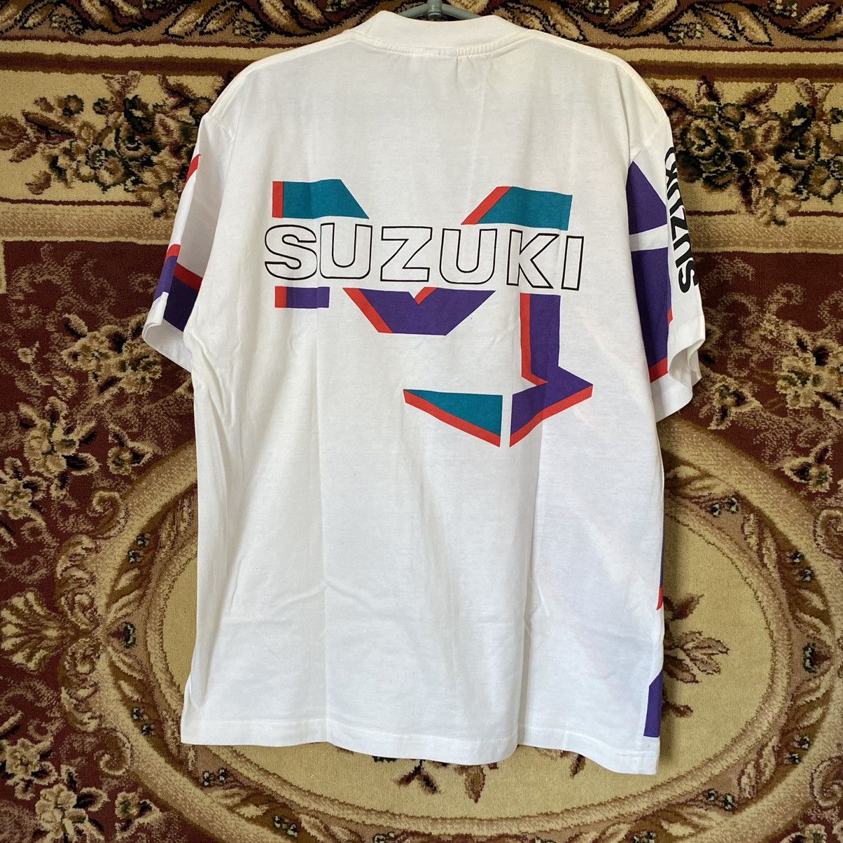 Vintage Vintage Suzuki Racing Tee Shirt Size US L / EU 52-54 / 3 - 9 Thumbnail