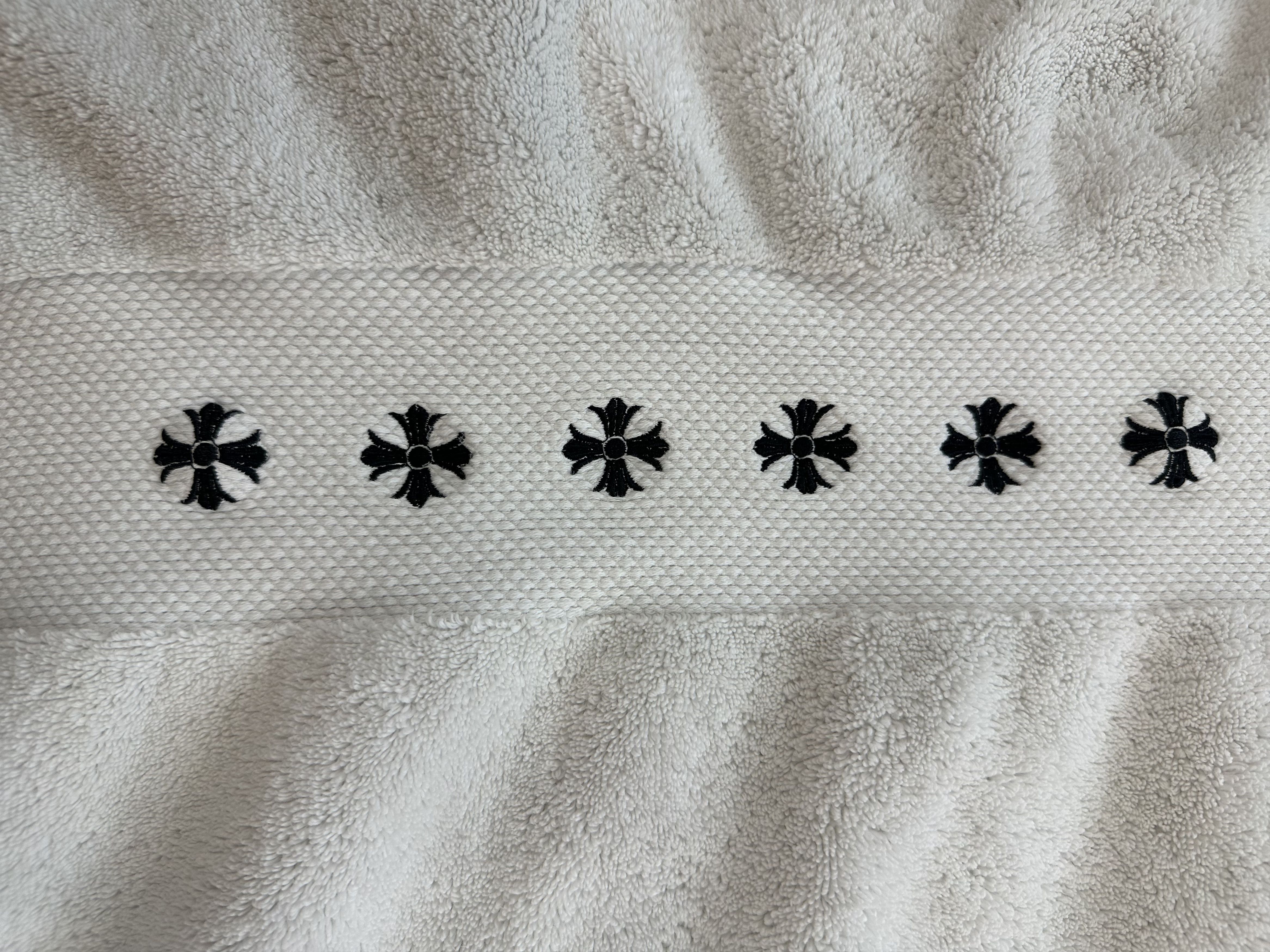 Chrome Hearts Chrome Hearts White Horseshoe Embroidered Bath Towel Size ONE SIZE - 4 Thumbnail