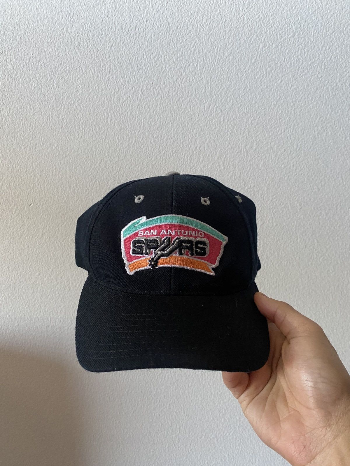 NBA × Streetwear × Vintage VINTAGE SAN ANTONIO SPURS SNAPBACK HAT 90s |  Grailed