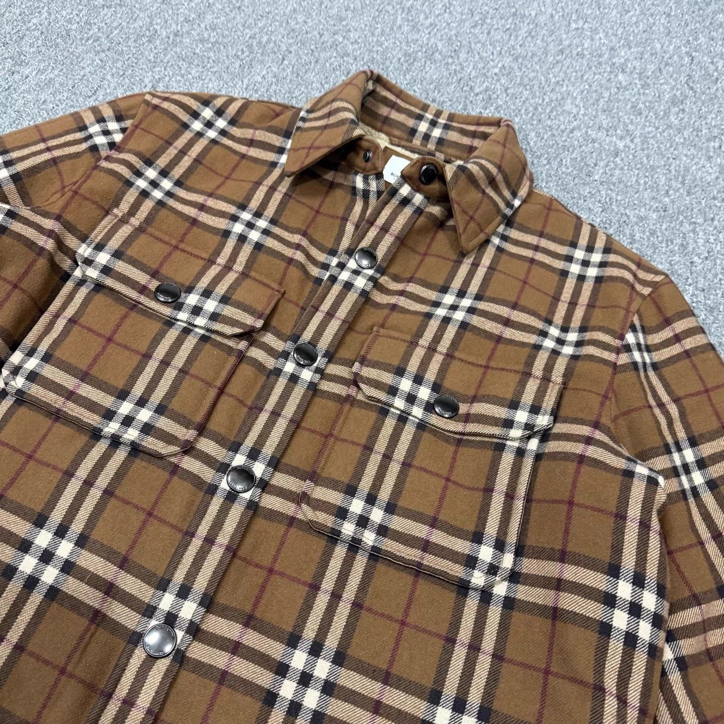 Burberry Burberry Check Lamb Fur Jacket M 99 New Size M / US 6-8 / IT 42-44 - 3 Thumbnail