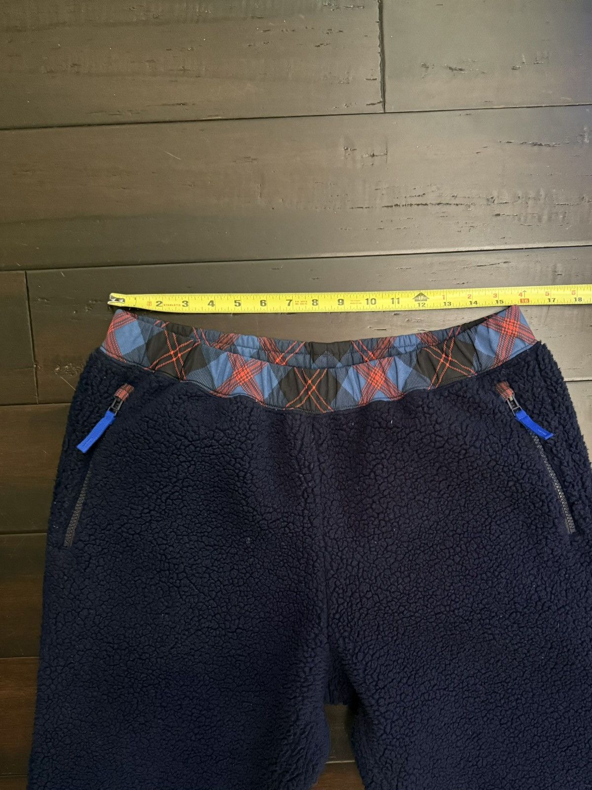 JW Anderson × Uniqlo JW Anderson x Uniqlo Pile Lined Fleece Pants Size US 34 / EU 50 - 5 Thumbnail