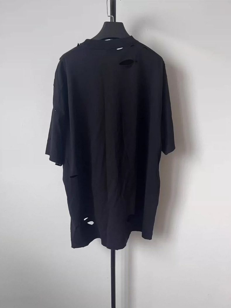 Balenciaga Balenciaga Letter Print Crew Neck Ripped Short Sleeve T-Sh Size XXS / US 00 / IT 34 - 2 Thumbnail