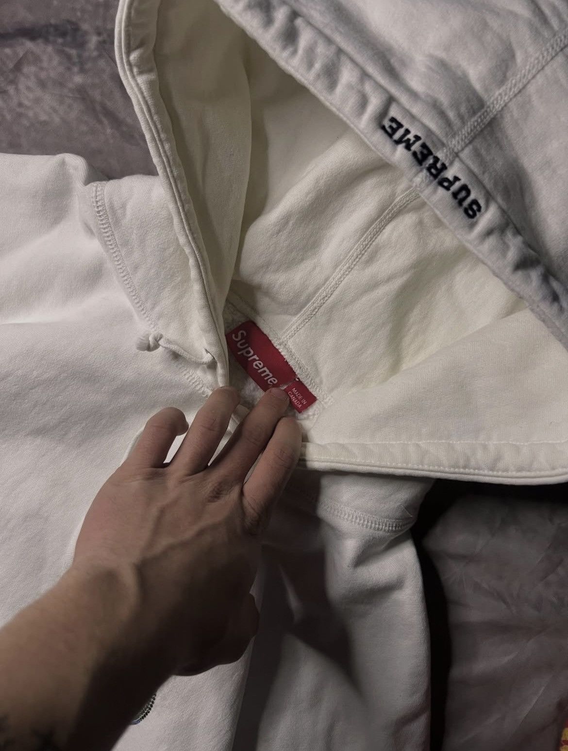 Supreme × Swarovski 🔥 Supreme x Swarovski Hoodie 🔥 Size US L / EU 52-54 / 3 - 6 Thumbnail