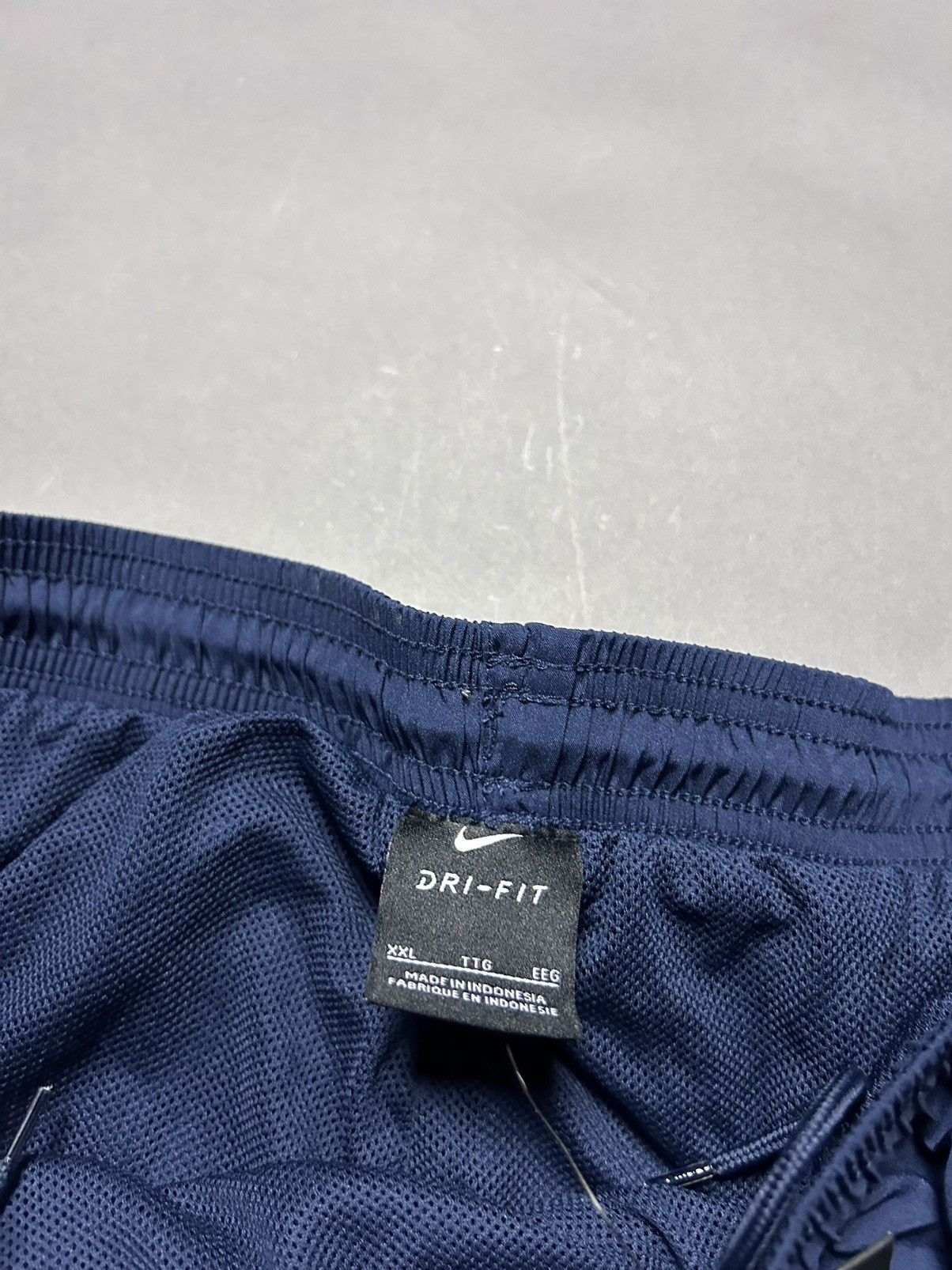 Nike × Vintage Nike navy nylon track pants small swoosh drill Y2K Size US 36 / EU 52 - 6 Thumbnail