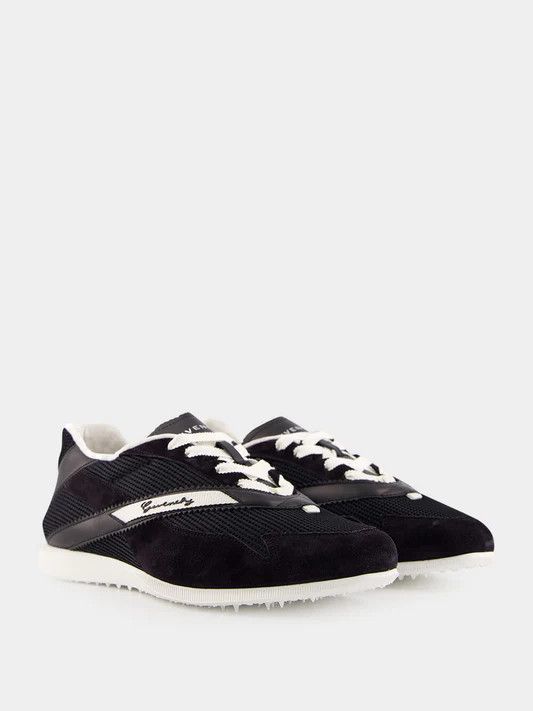 Givenchy o1w1db10925 Show Low Top Runner Sneakers in Black Size US 10 / EU 43 - 3 Thumbnail