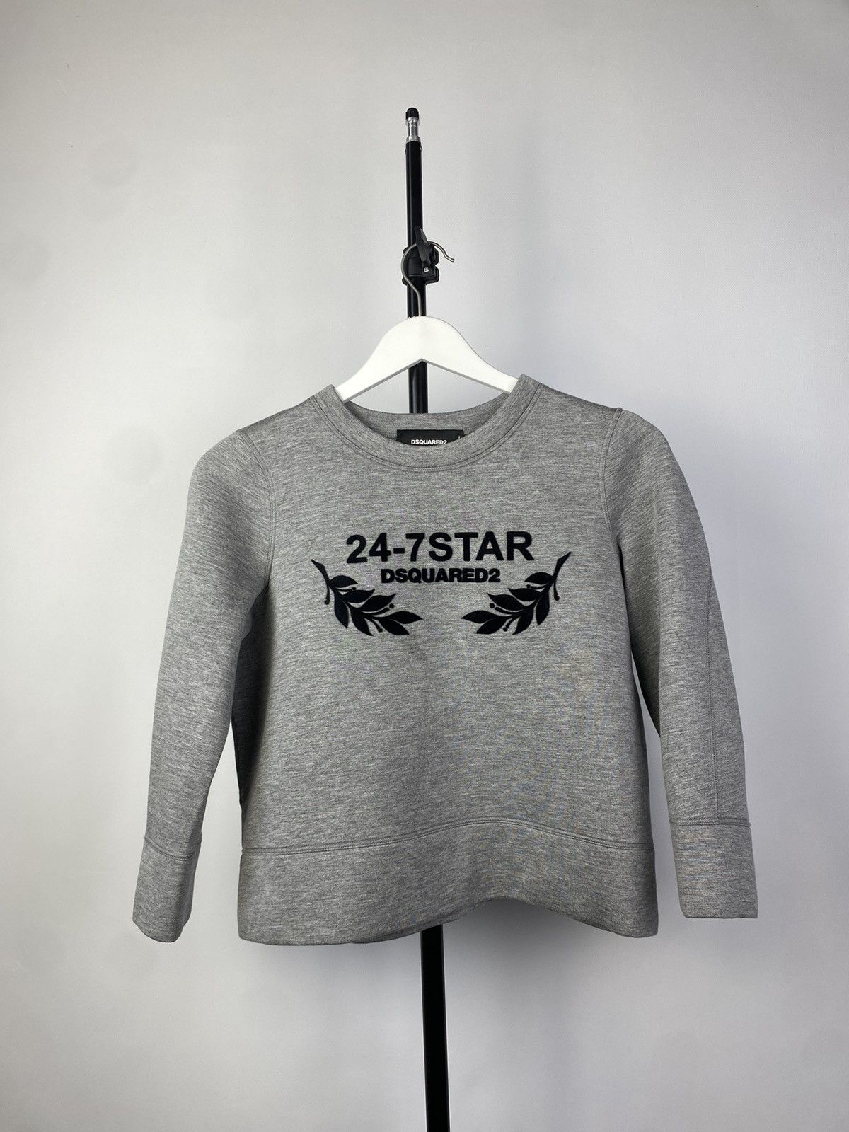 Dsquared2 Dsquared2 Big logo 24-7STAR Crop sweatshirt size S Size S / US 4 / IT 40 - 1 Thumbnail