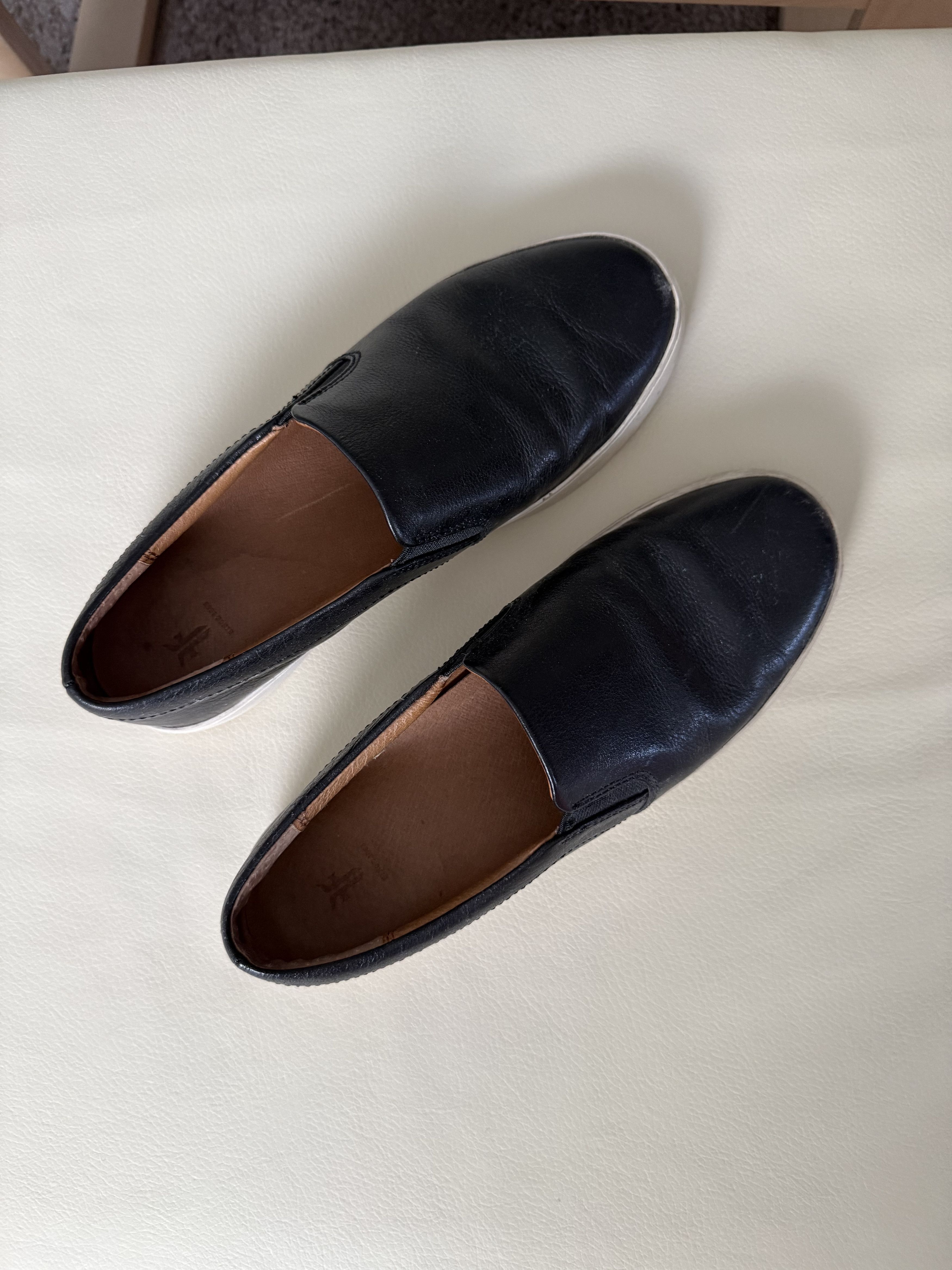 Frye Frye Lena Slip On - Black, 7 Size US 7 / IT 37 - 1 Thumbnail