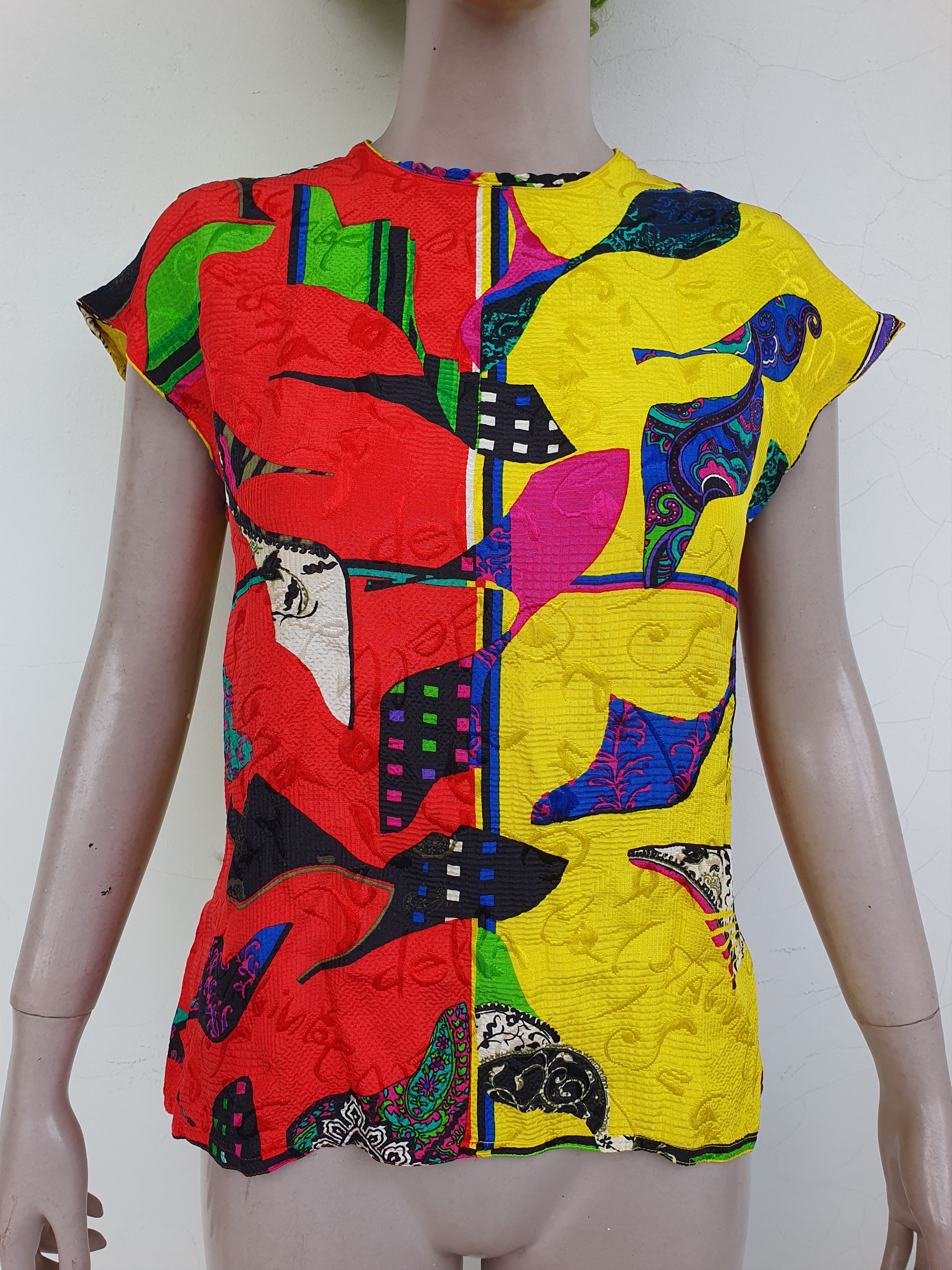 Versace SS1991 Runway Silk Shoe-print Blouse Size M / US 6-8 / IT 42-44 - 2 Thumbnail