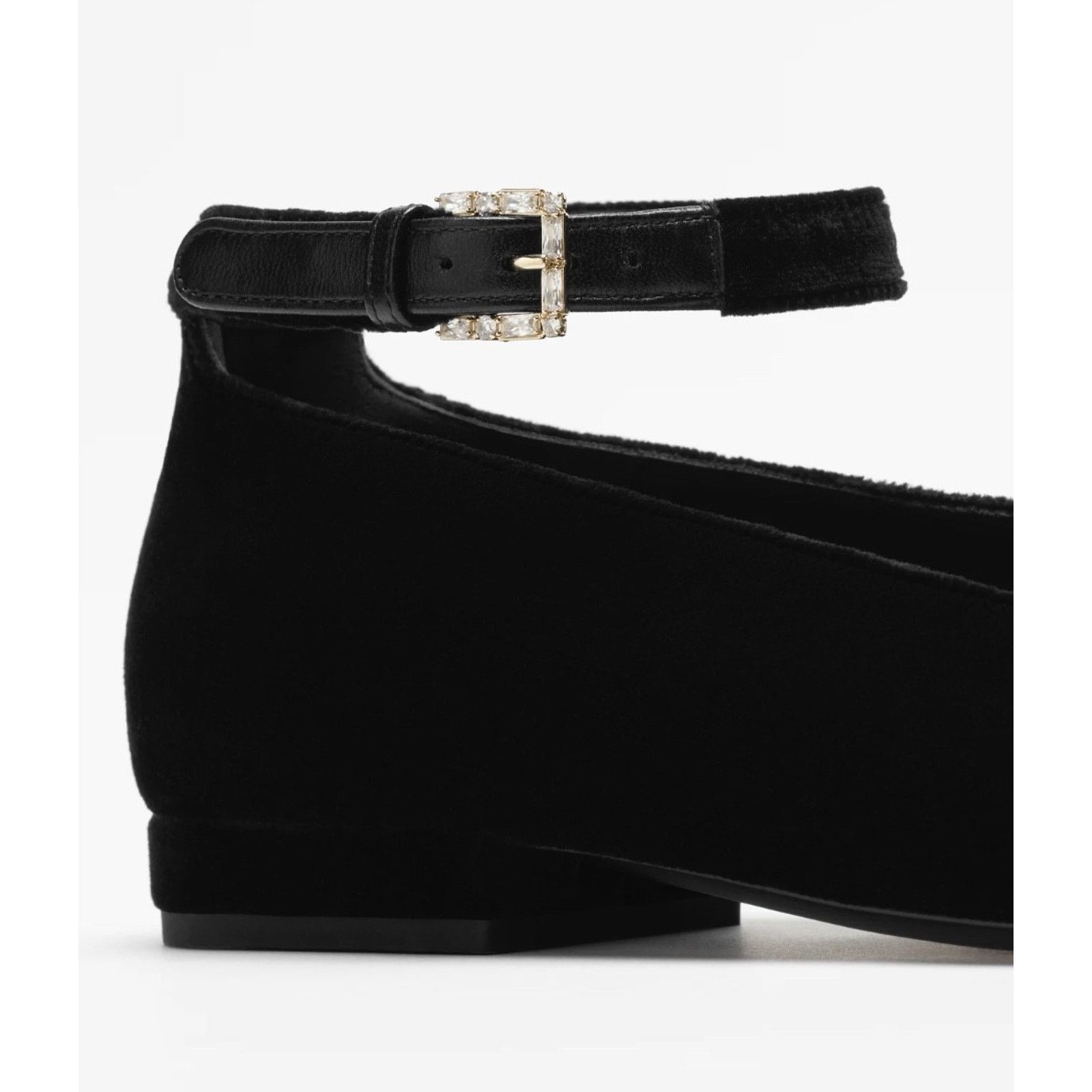 Chanel Chanel Velvet Crystal CC Bow Ankle Strap Ballet Flat 36.5 Size US 5.5 / IT 35.5 - 8 Thumbnail