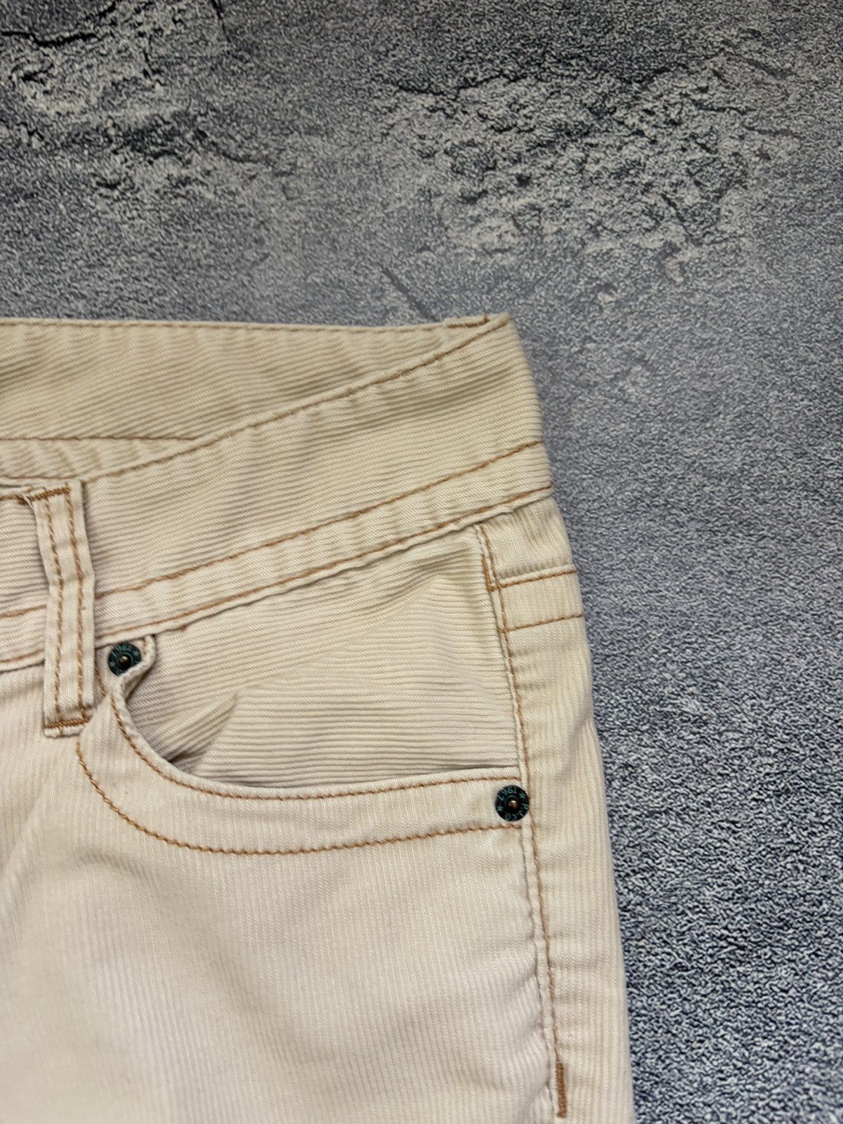 Polo Ralph Lauren Polo Ralph Lauren Kelly Jean Corduroy Pants Beige 28/6 Size 28" / US 6 / IT 42 - 12 Thumbnail